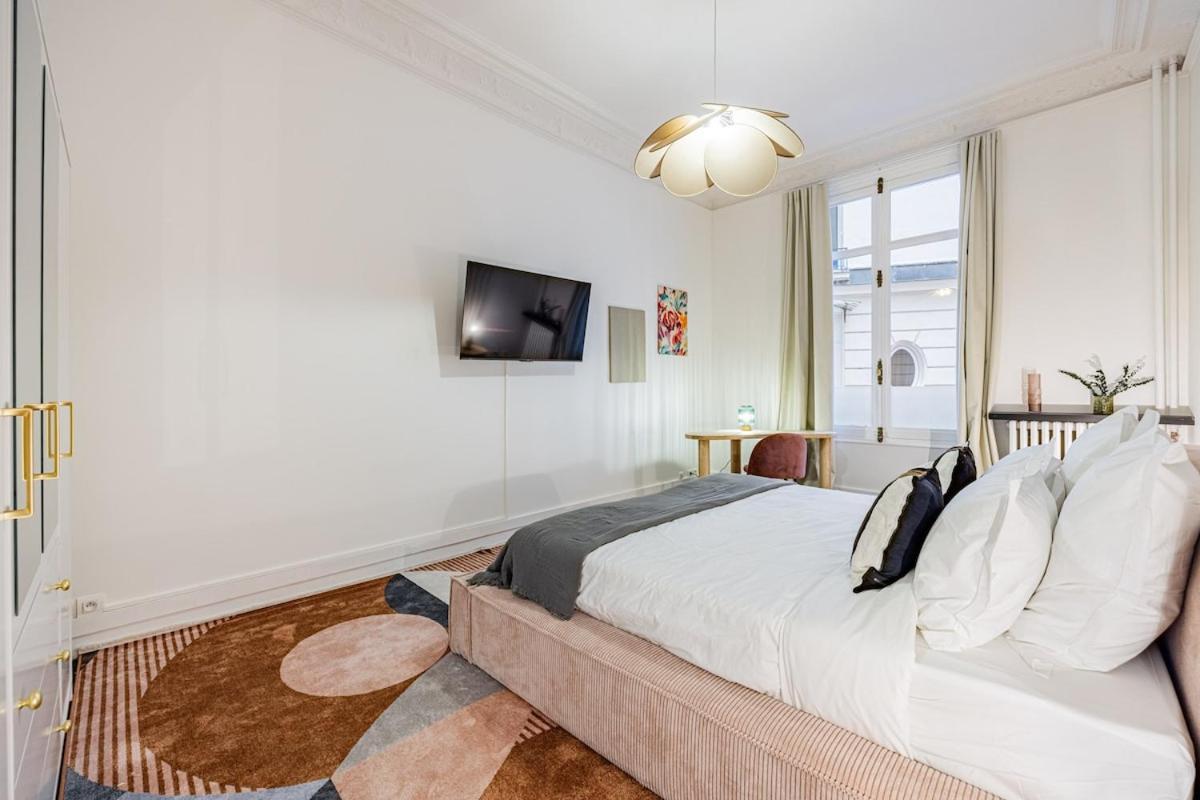 Apartment Amazing 4bedrooms Champs Elysees Ac