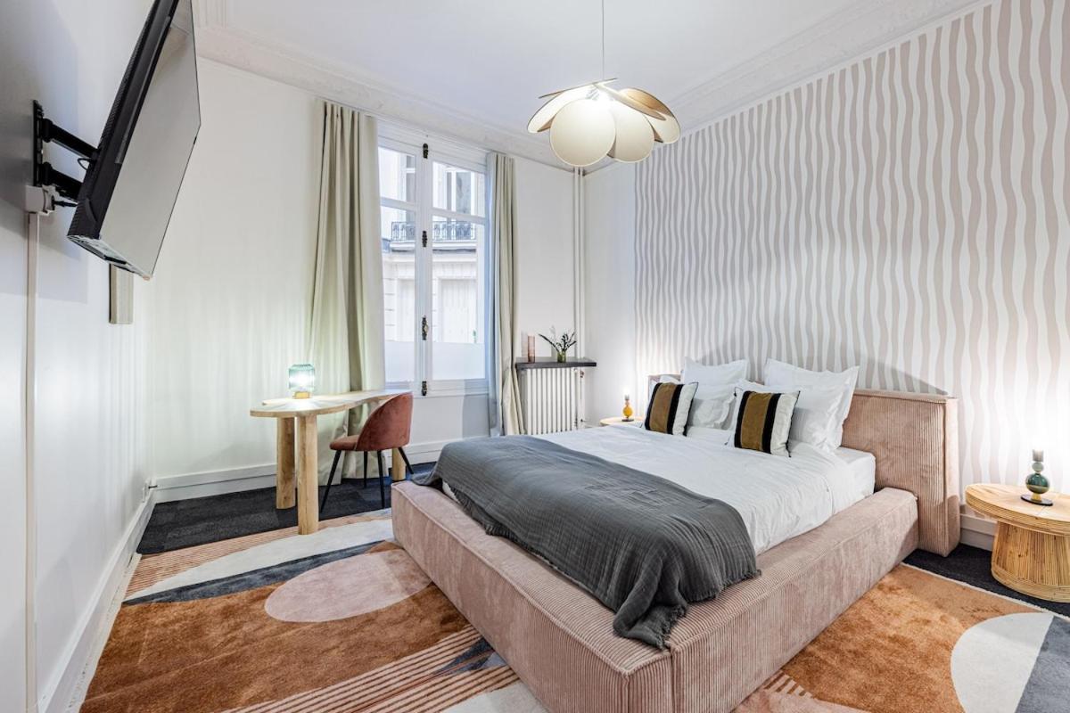Amazing 4bedrooms Champs Elysees Ac Apartment *