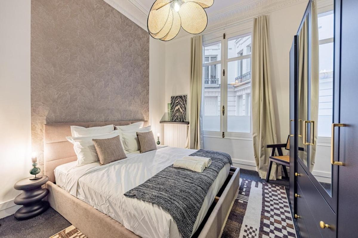 Amazing 4bedrooms Champs Elysees Ac Apartment