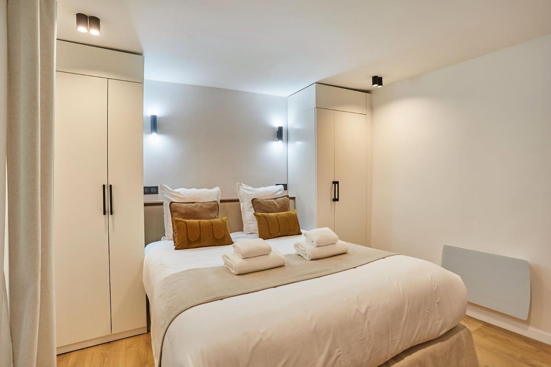 Superb Center Of By Prestige Paris