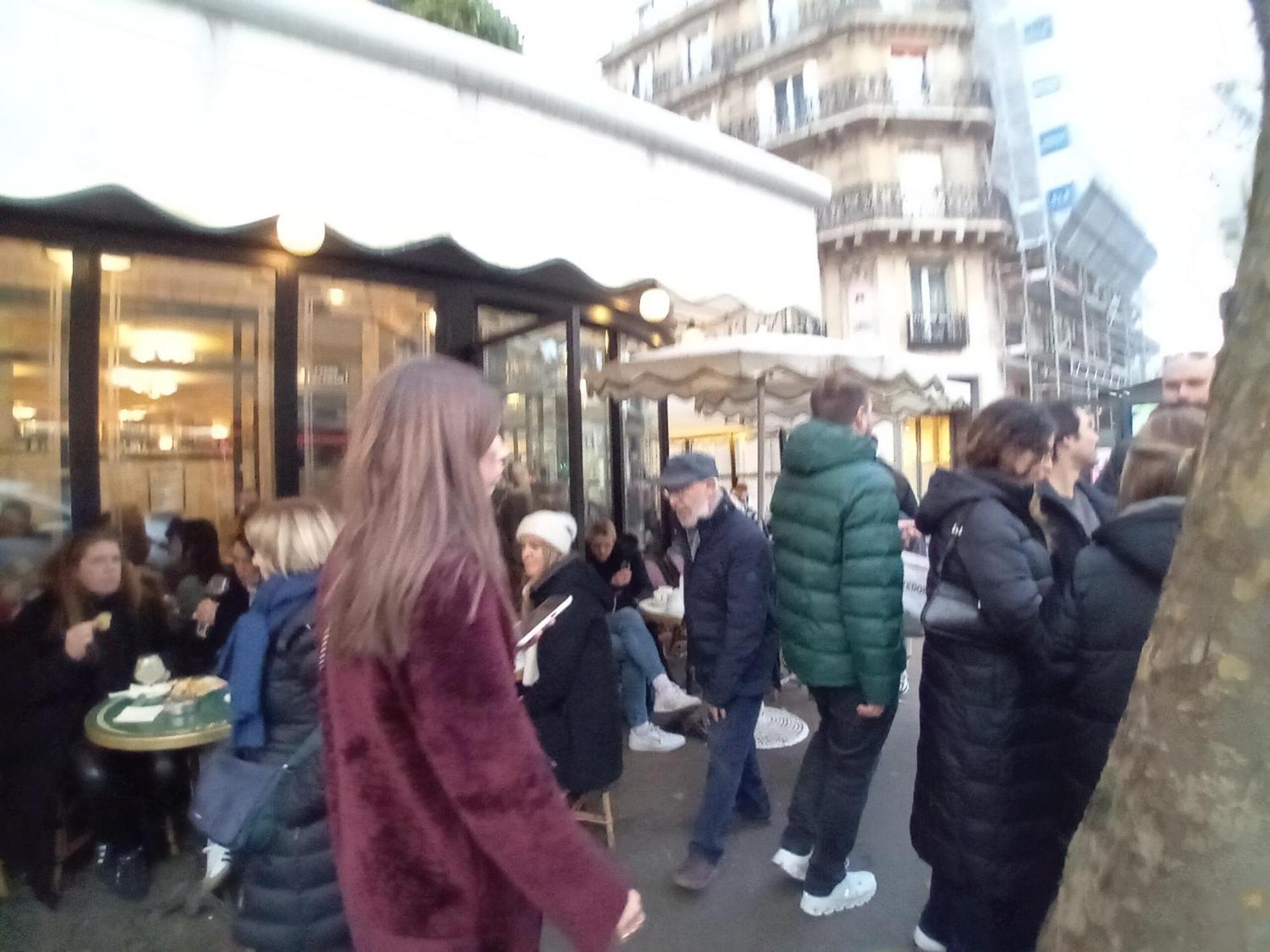 1 Minute Gare Montparnasse,center,close To Louvre Meusm And Eiffel Tour ,amusing Place Apartment *