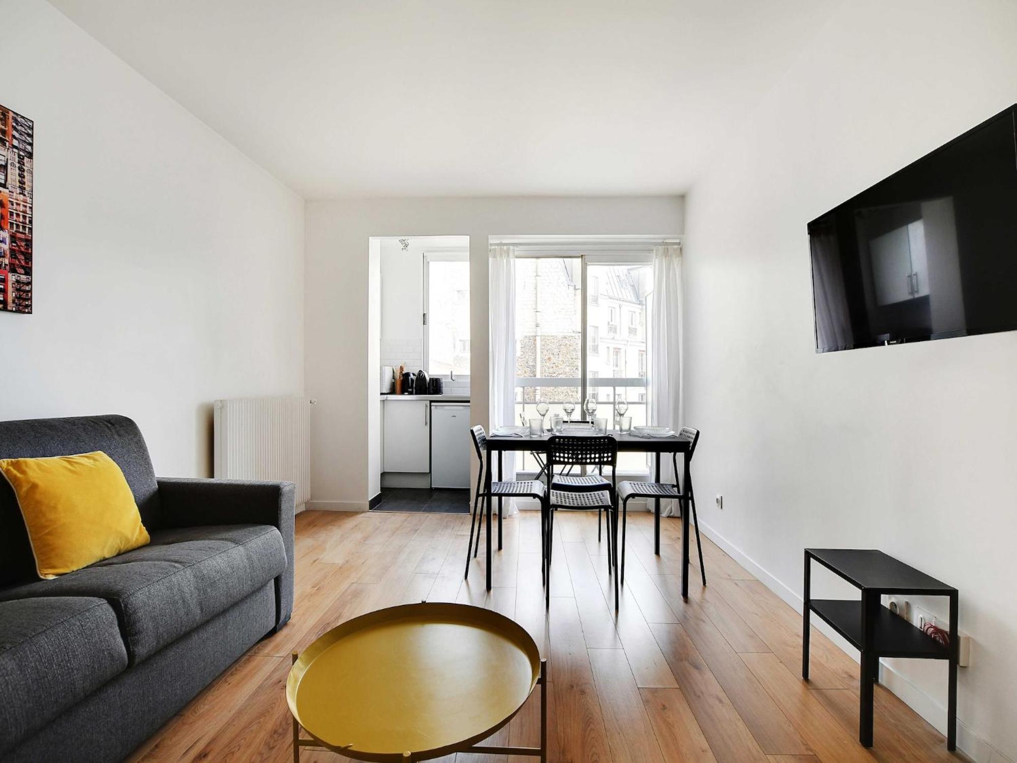 Apartment 1bdr 3p Balcony - St Maur Voltaire