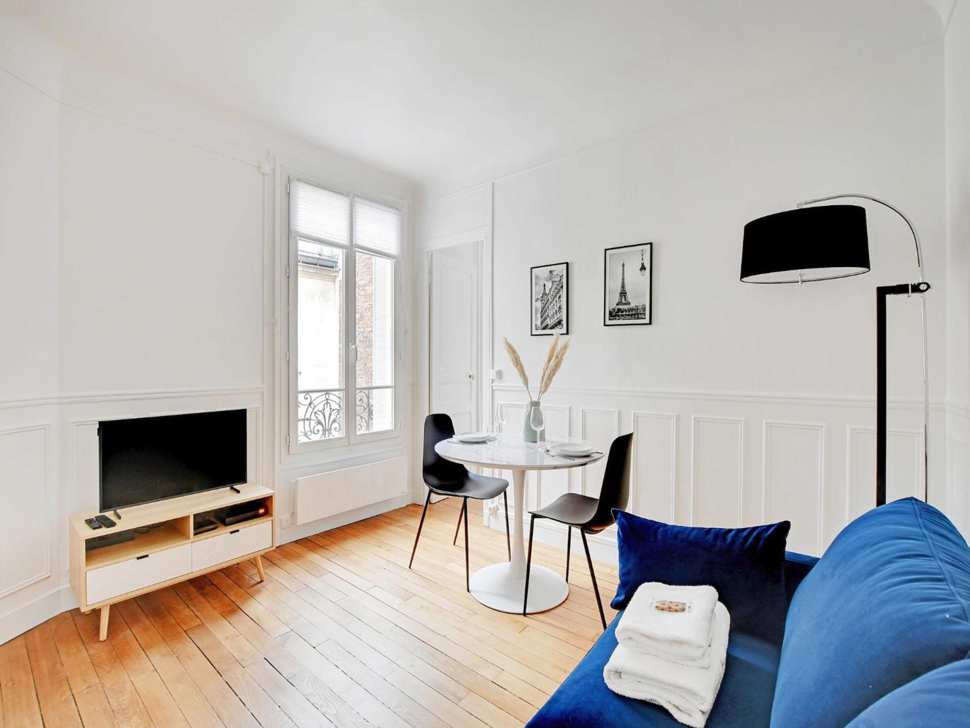 Appartement Charming Near The Eiffel Tower - Mobility Lease Paris