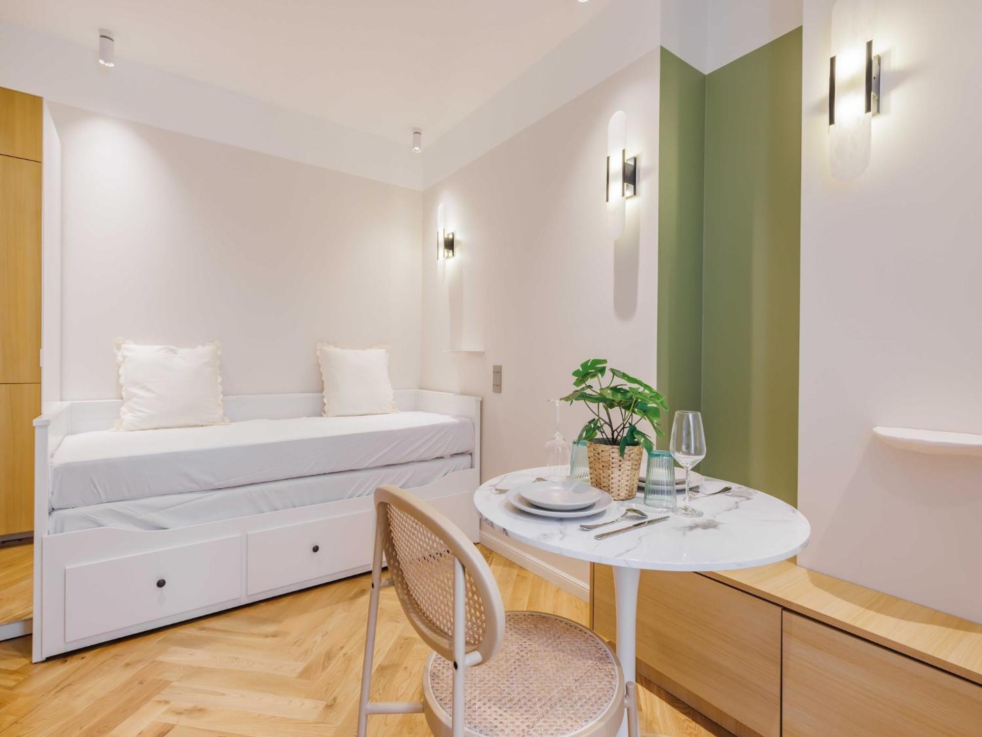 Modern -2p- Near Montmartre Apartment