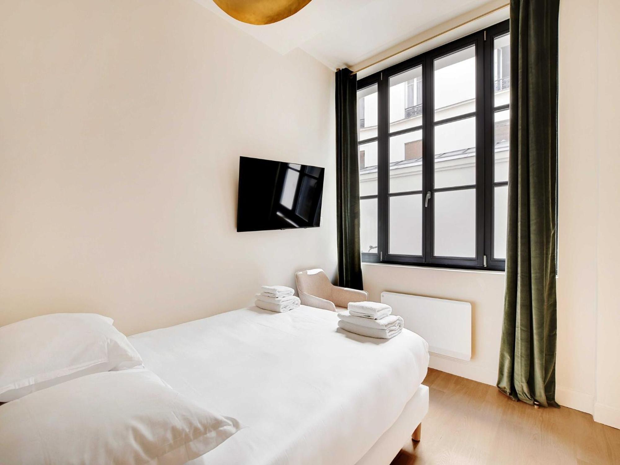 Exceptional House Sauna, Gym, Cinema, Wine Cellar * Paris