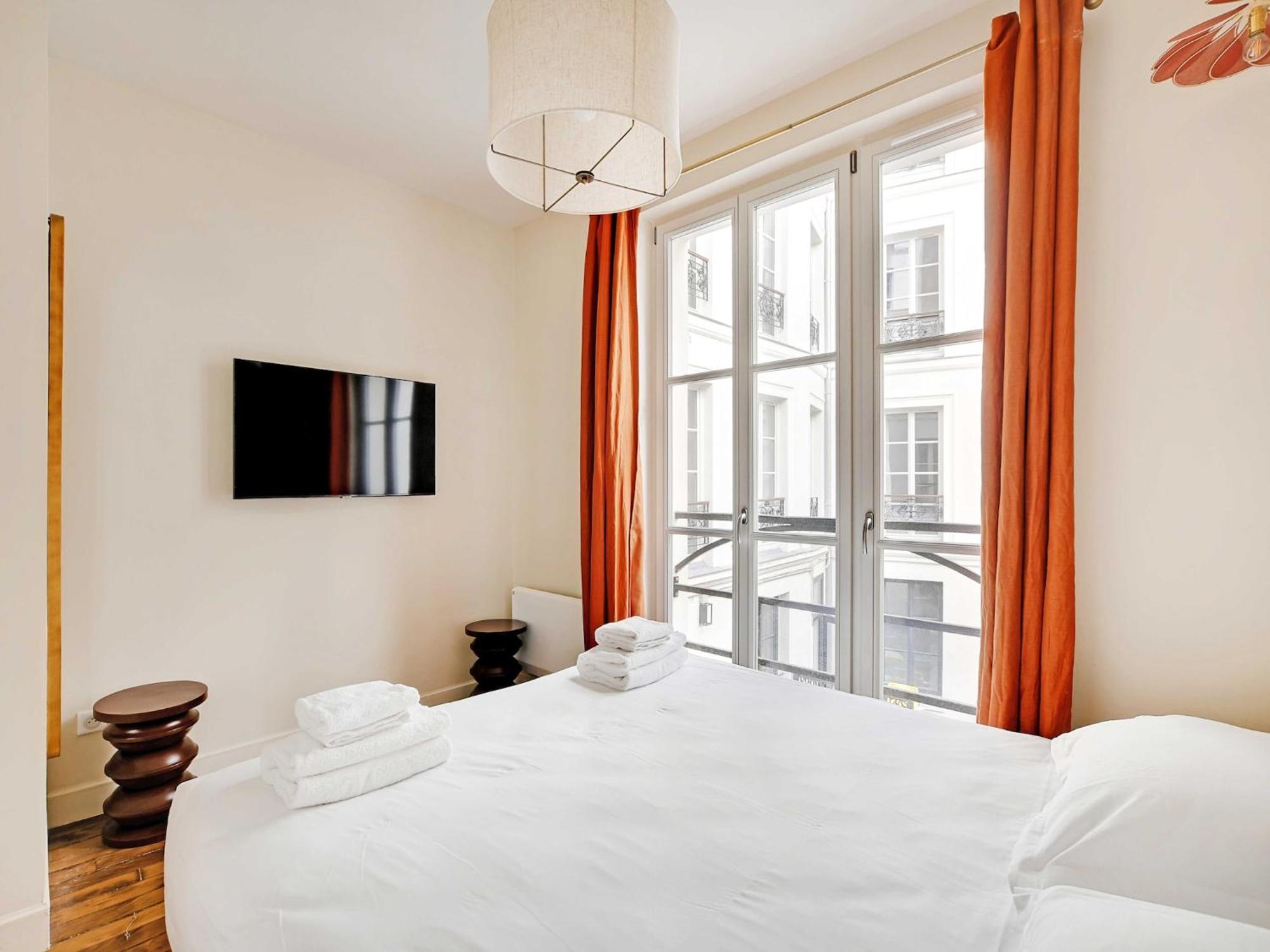 Exceptional House Sauna, Gym, Cinema, Wine Cellar Apartment *