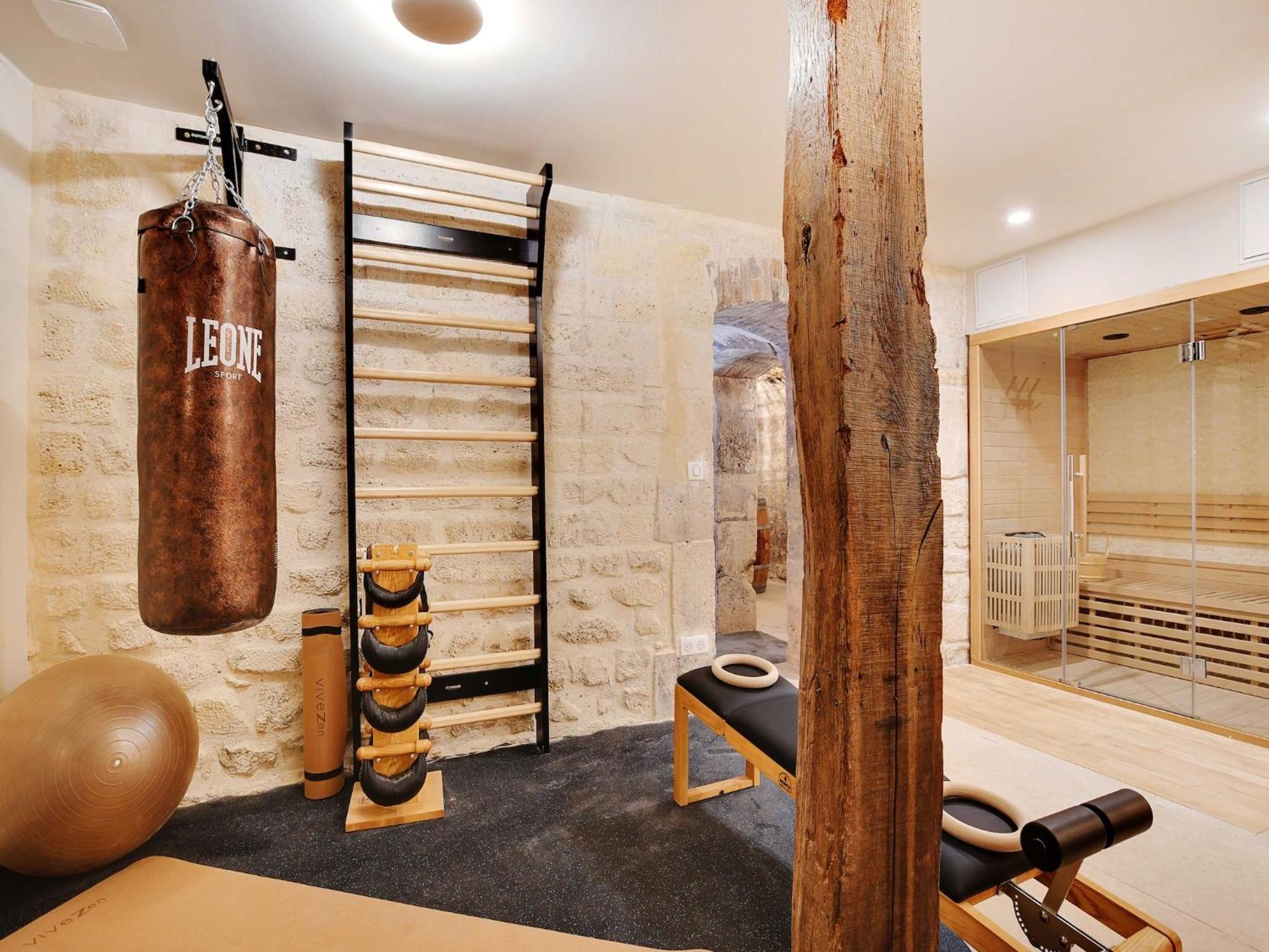 Exceptional House Sauna, Gym, Cinema, Wine Cellar * Paris