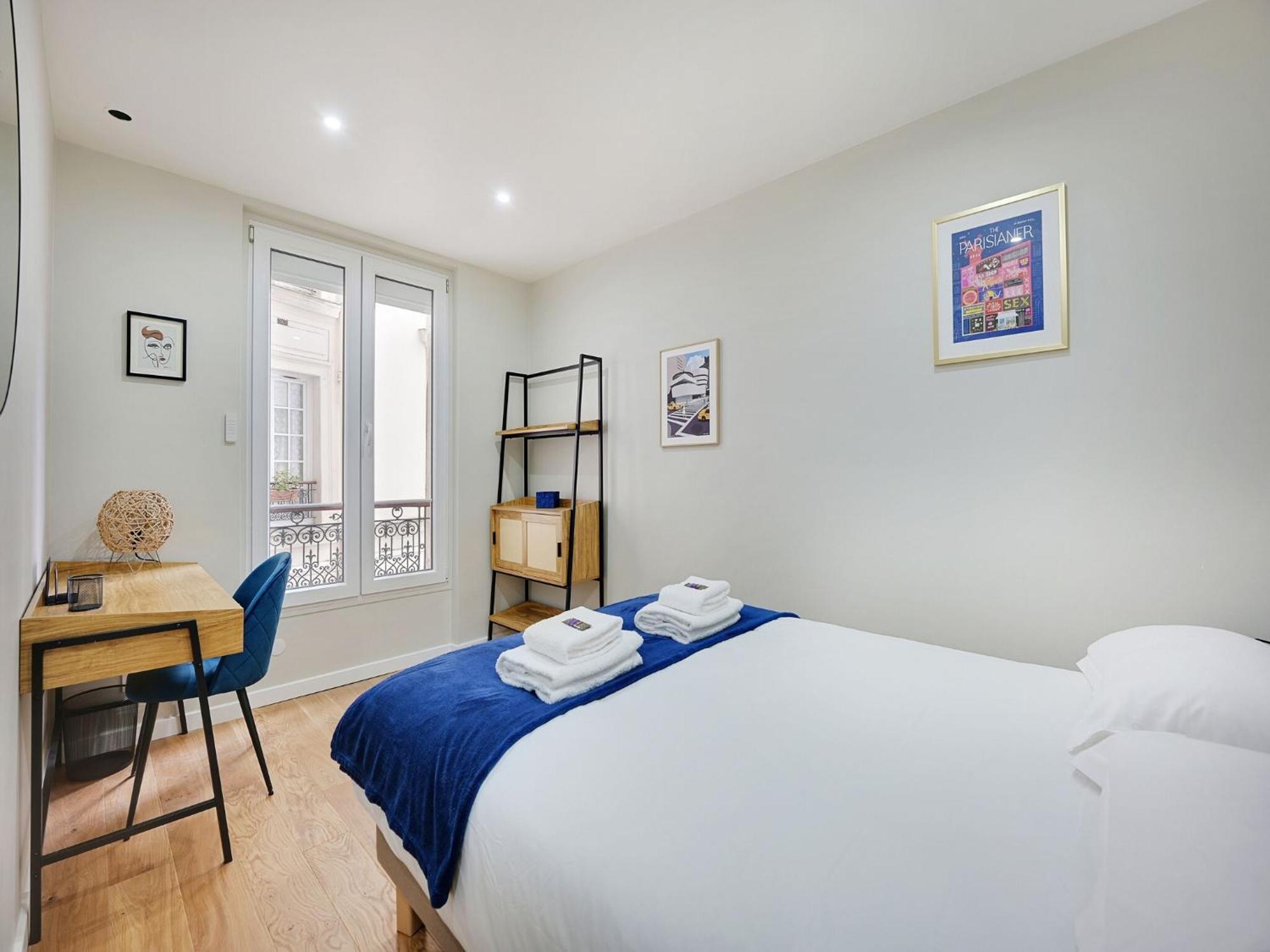 Superb 2bdr 5p Pere Lachaise Tenon Apartment