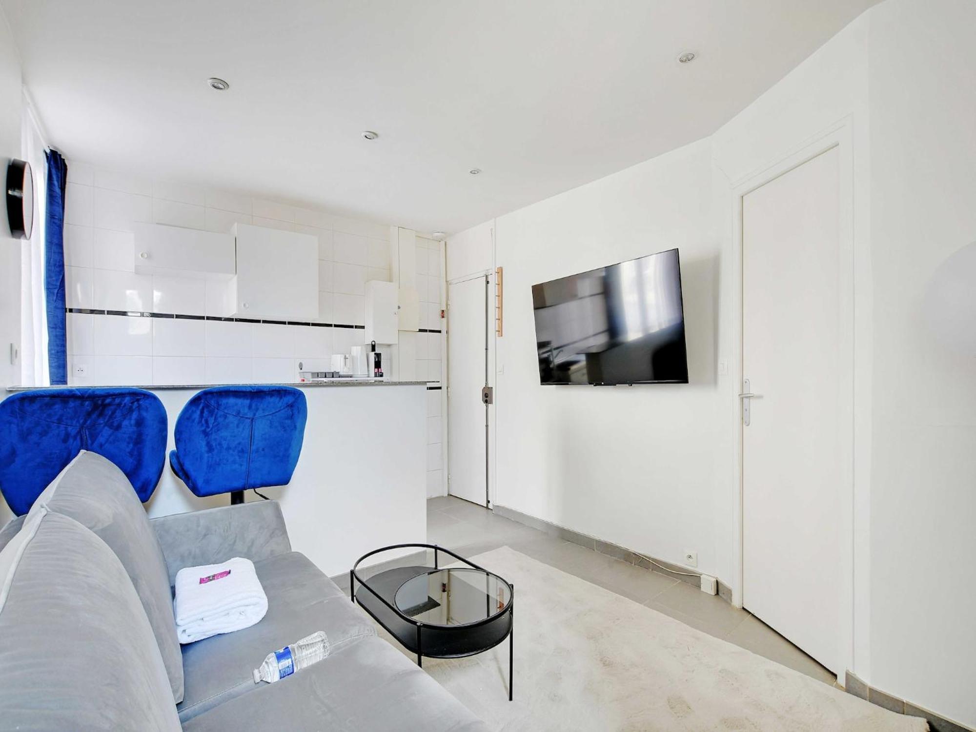 2pers - Villiers Batignolles * Paris