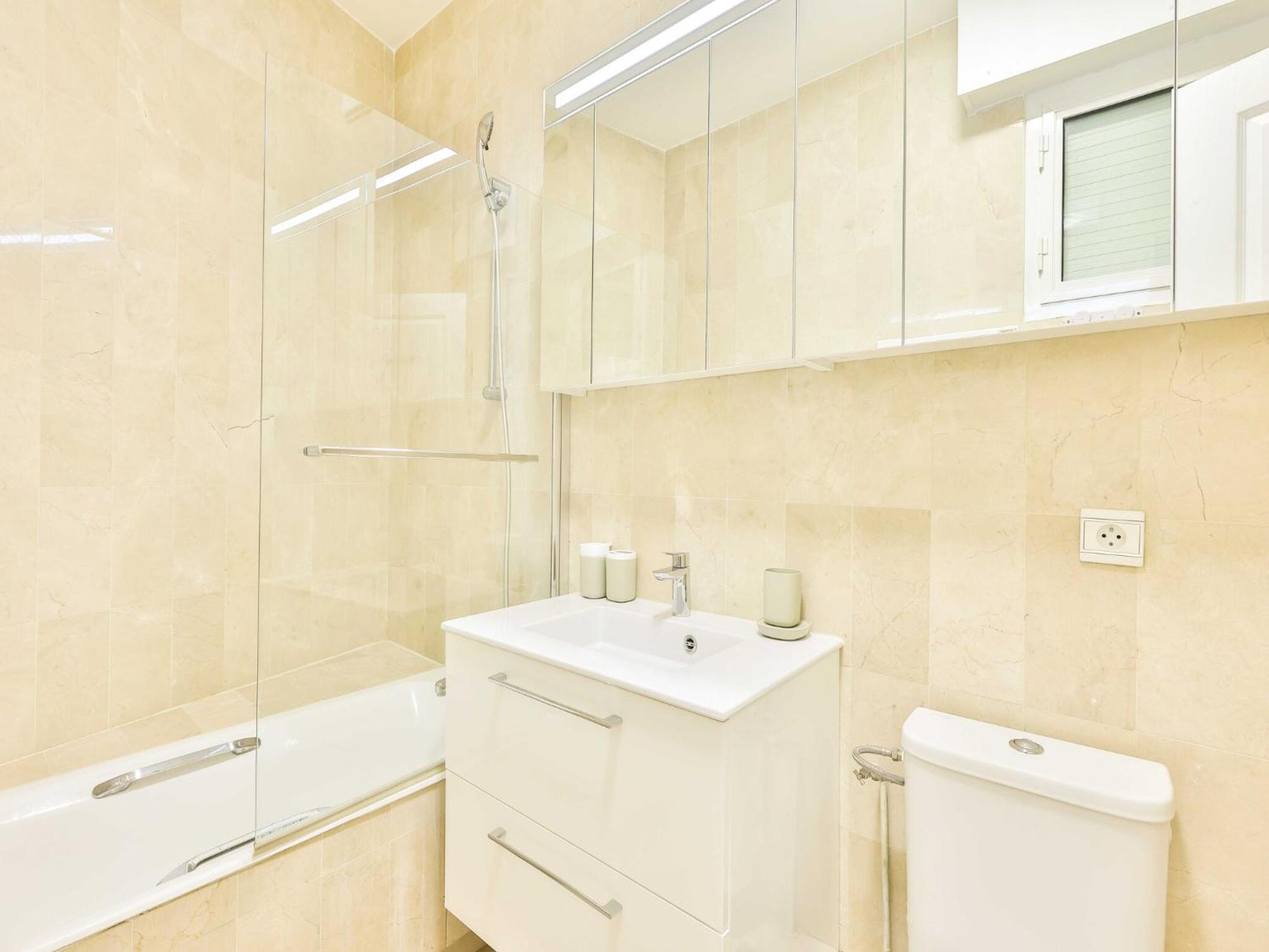 Magnificent - 2p - Place Victor Hugo Apartment *