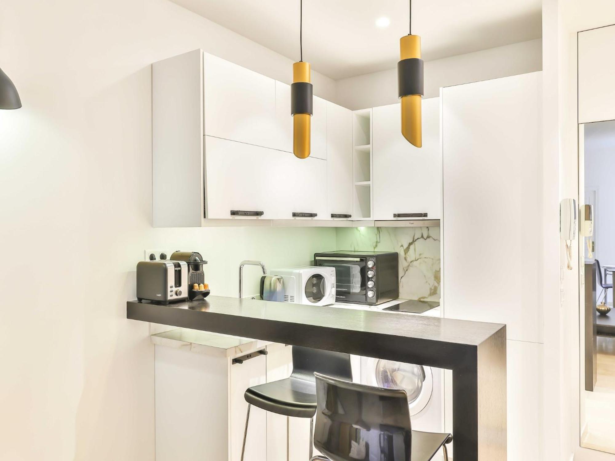 Magnificent - 2p - Place Victor Hugo Apartment