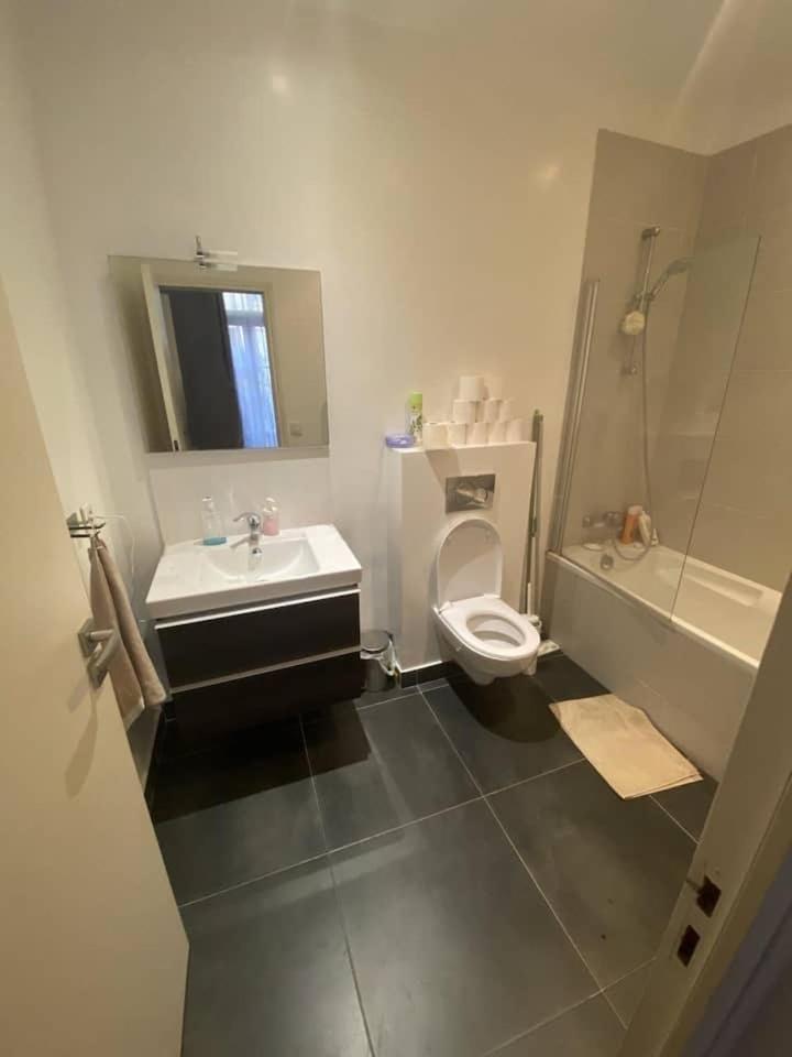 Appartement Beautiful With Terrace In 8 Paris