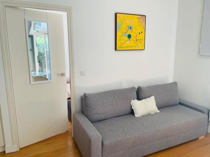 Appartement Beautiful With Terrace In 8 Paris