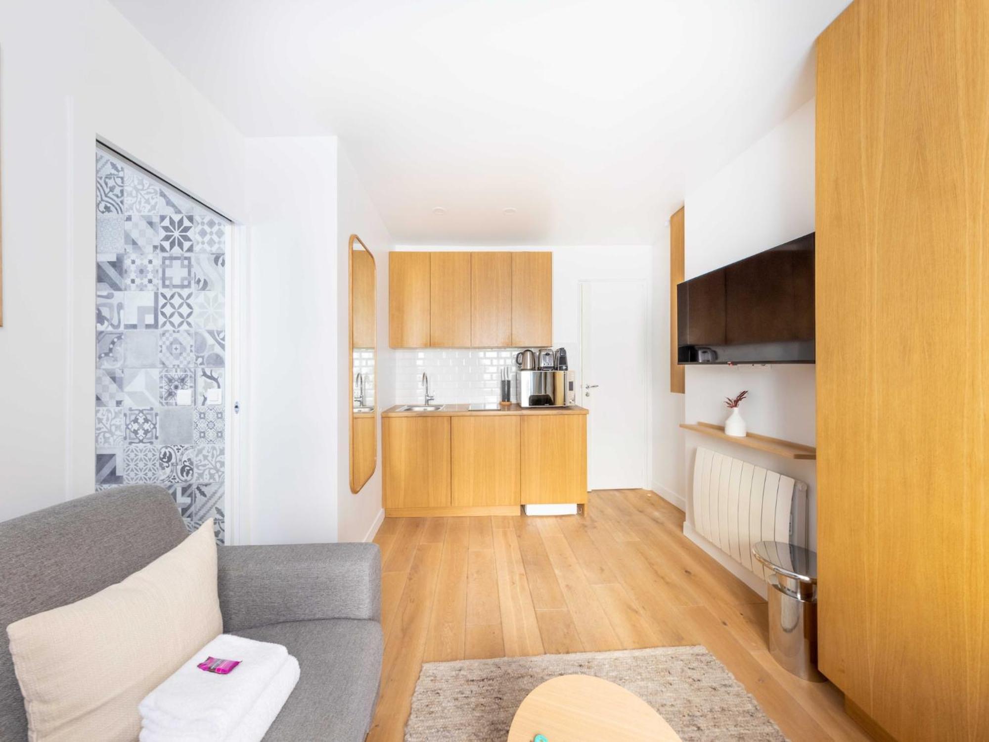 Holiday home Charming - 2p - Ternes 17th *