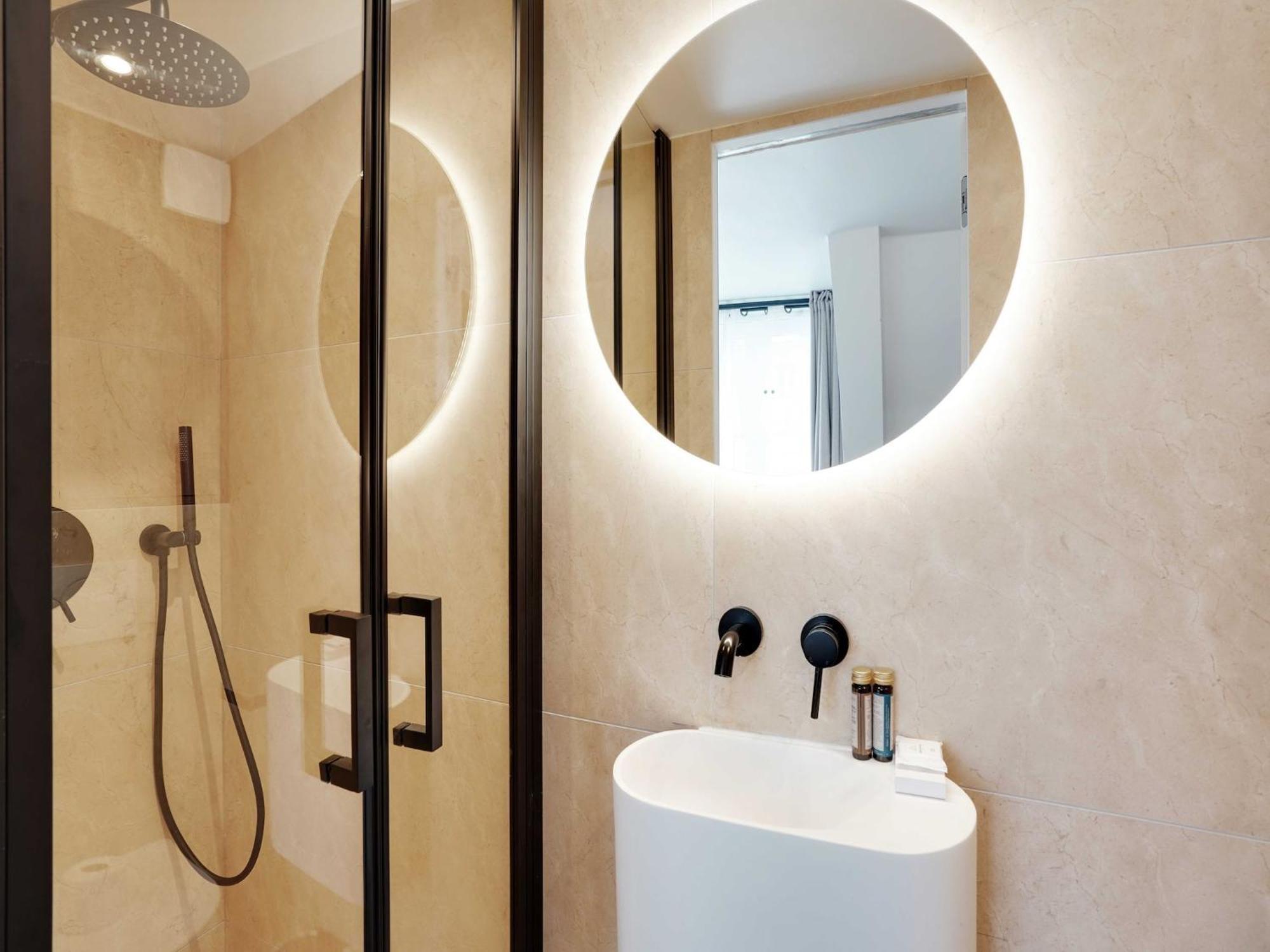 Cosy And Modern - 2p - Saint Lazare 8eme Holiday home