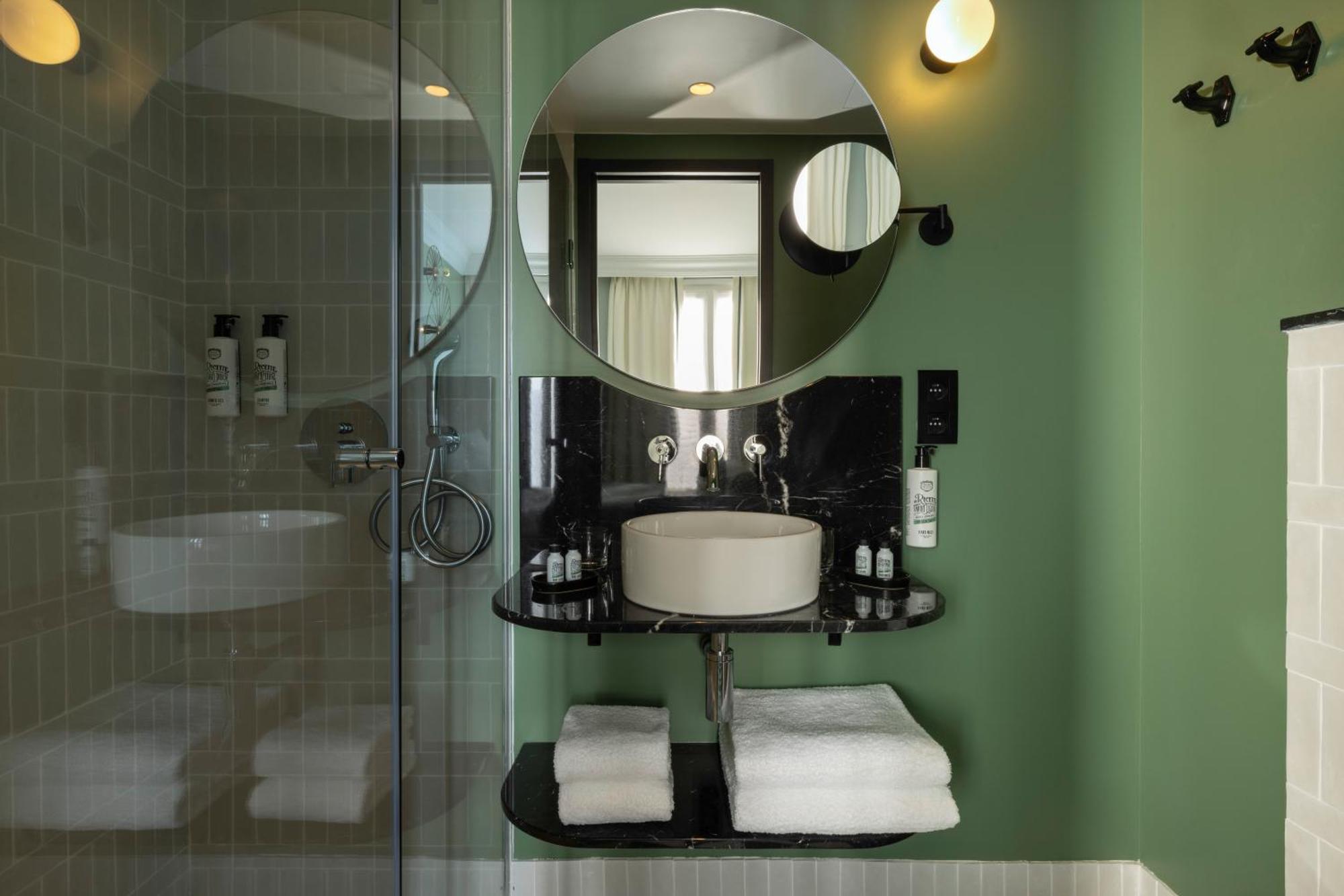 Le Clark Hotel Paris