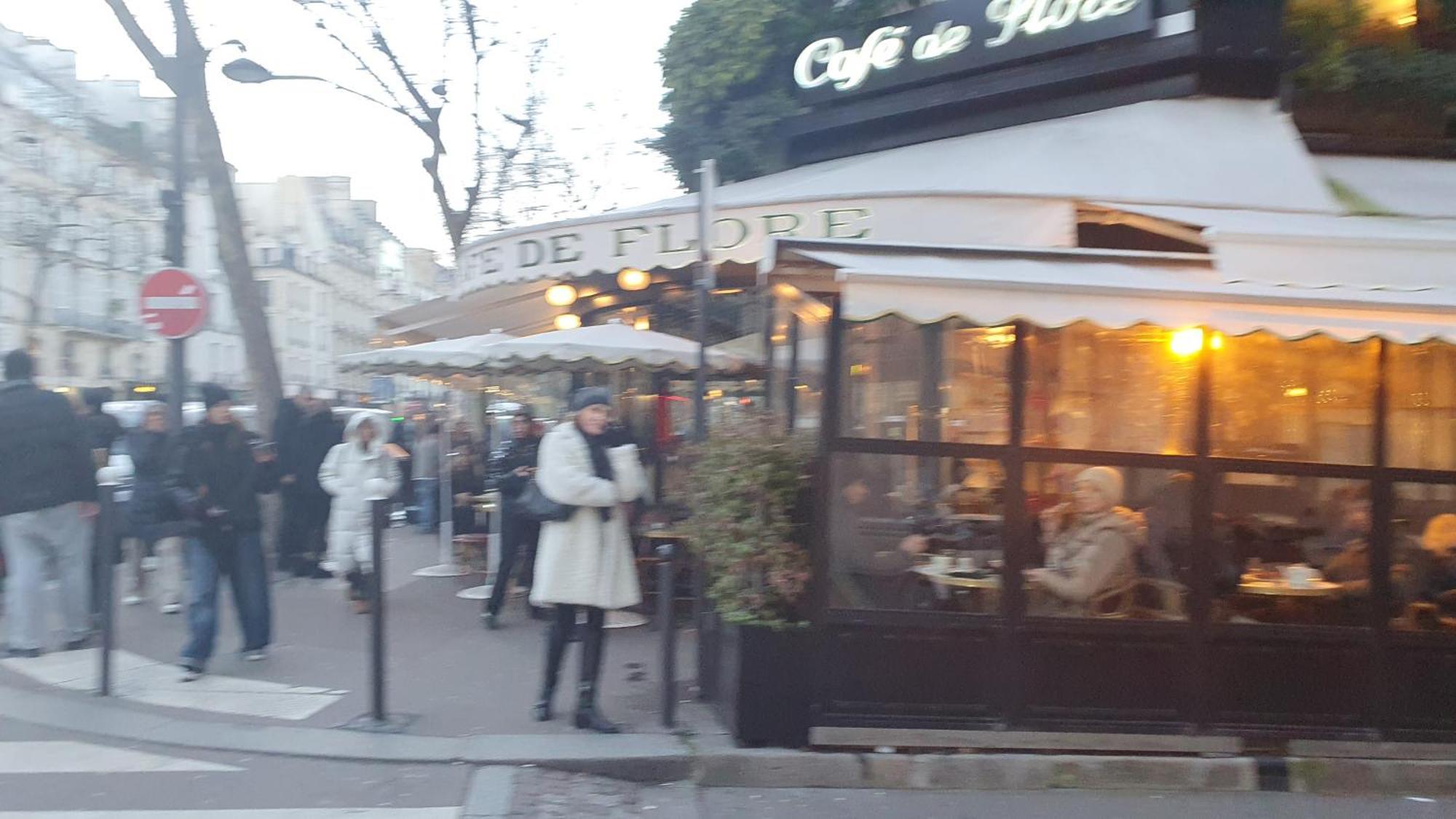 1 Minute Gare Montparnasse,center,close To Louvre Meusm And Eiffel Tour ,amusing Place * Paris