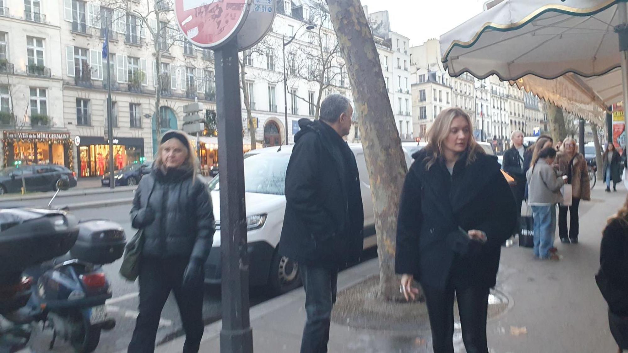 1 Minute Gare Montparnasse,center,close To Louvre Meusm And Eiffel Tour ,amusing Place *