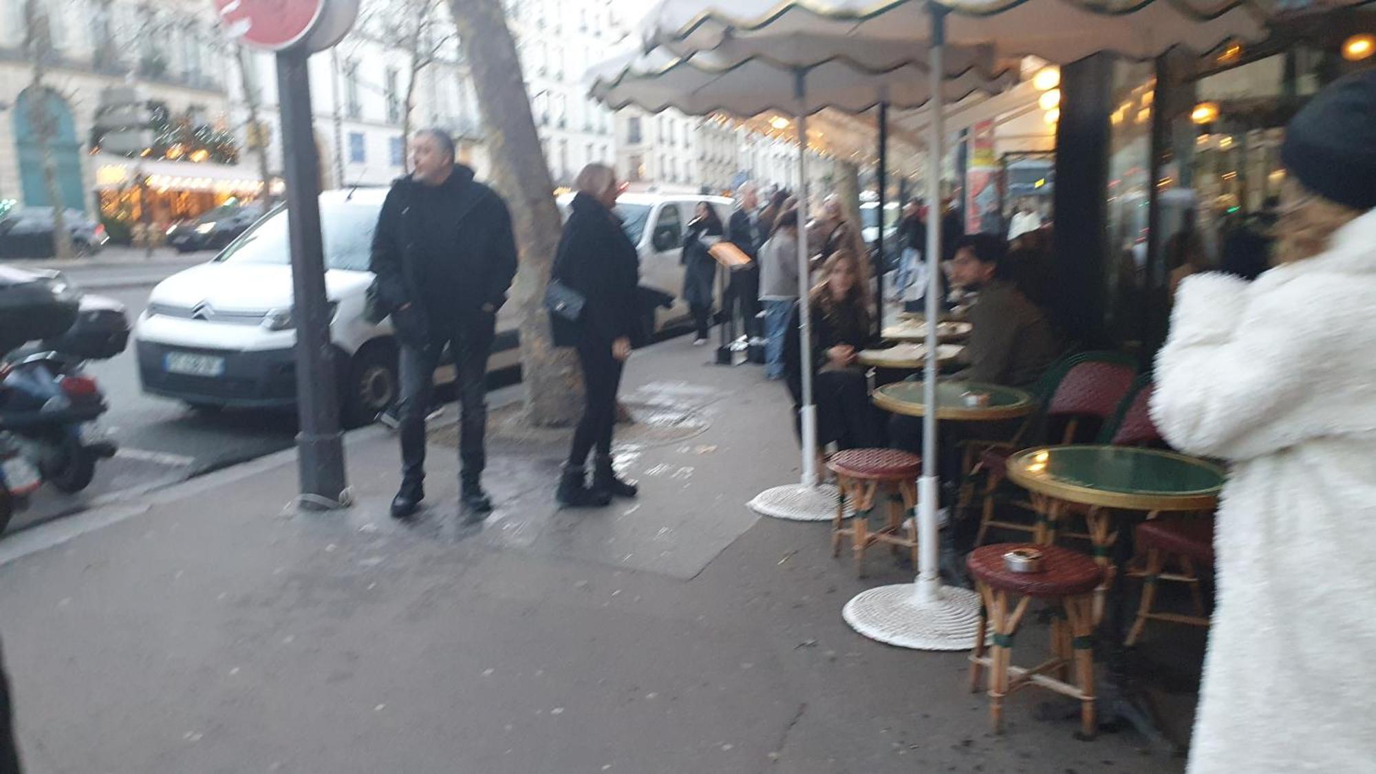 1 Minute Gare Montparnasse,center,close To Louvre Meusm And Eiffel Tour ,amusing Place Apartment *