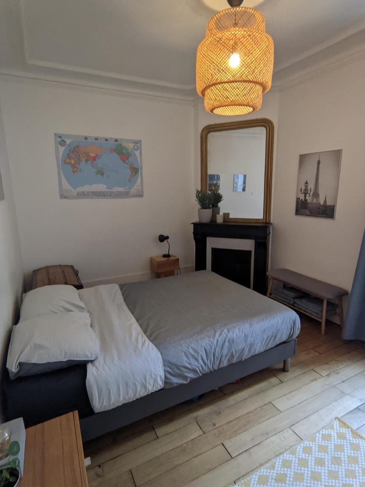 Apartment 2 Steps From Montmartre Paris