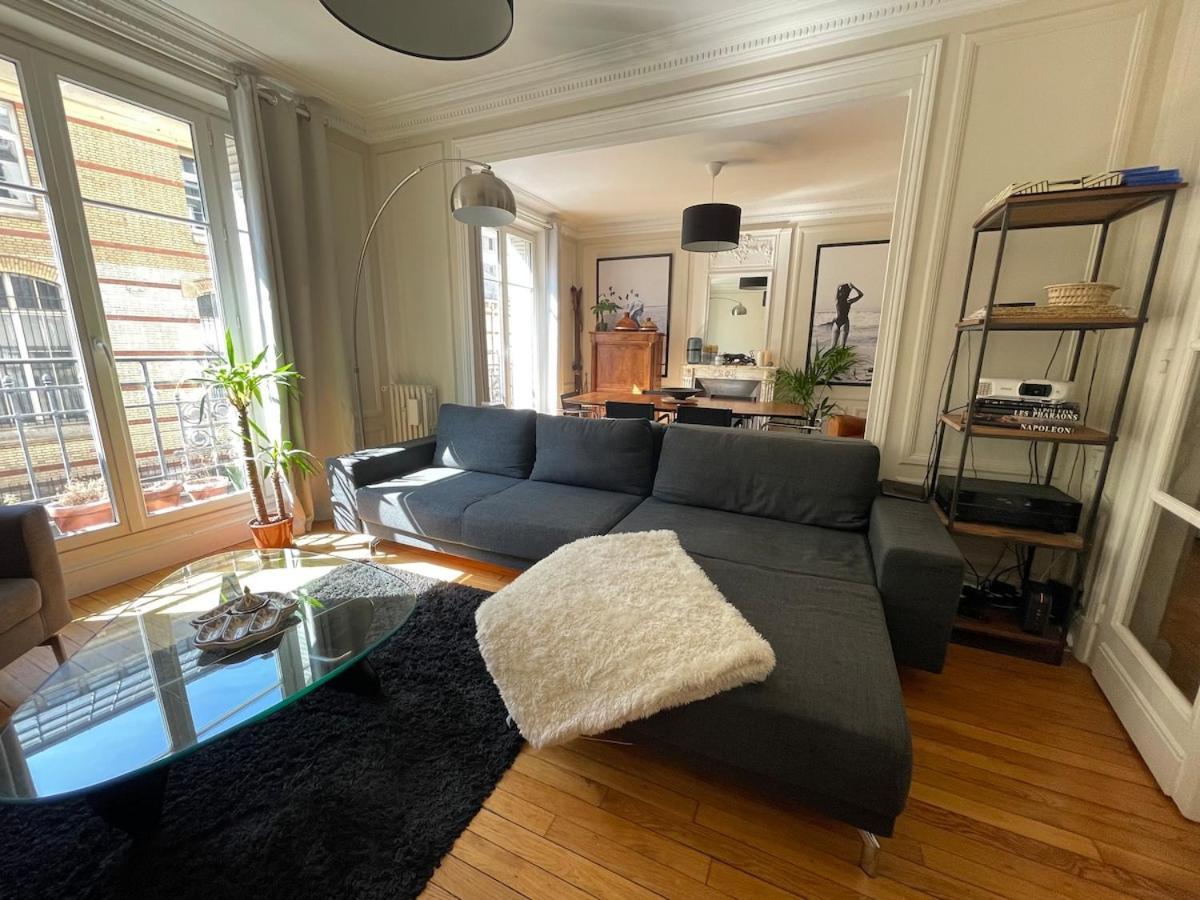 Cet Est Fait Pour Vous Apartment
