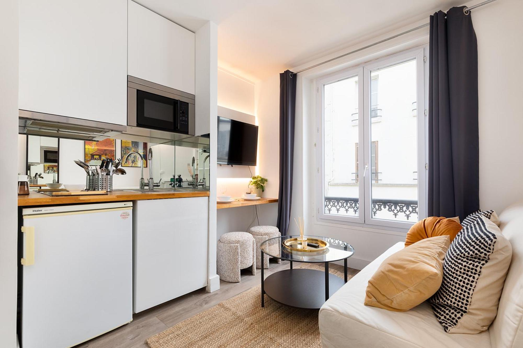 Apartment Cozy - Eiffel Tower - Sleeps 2p