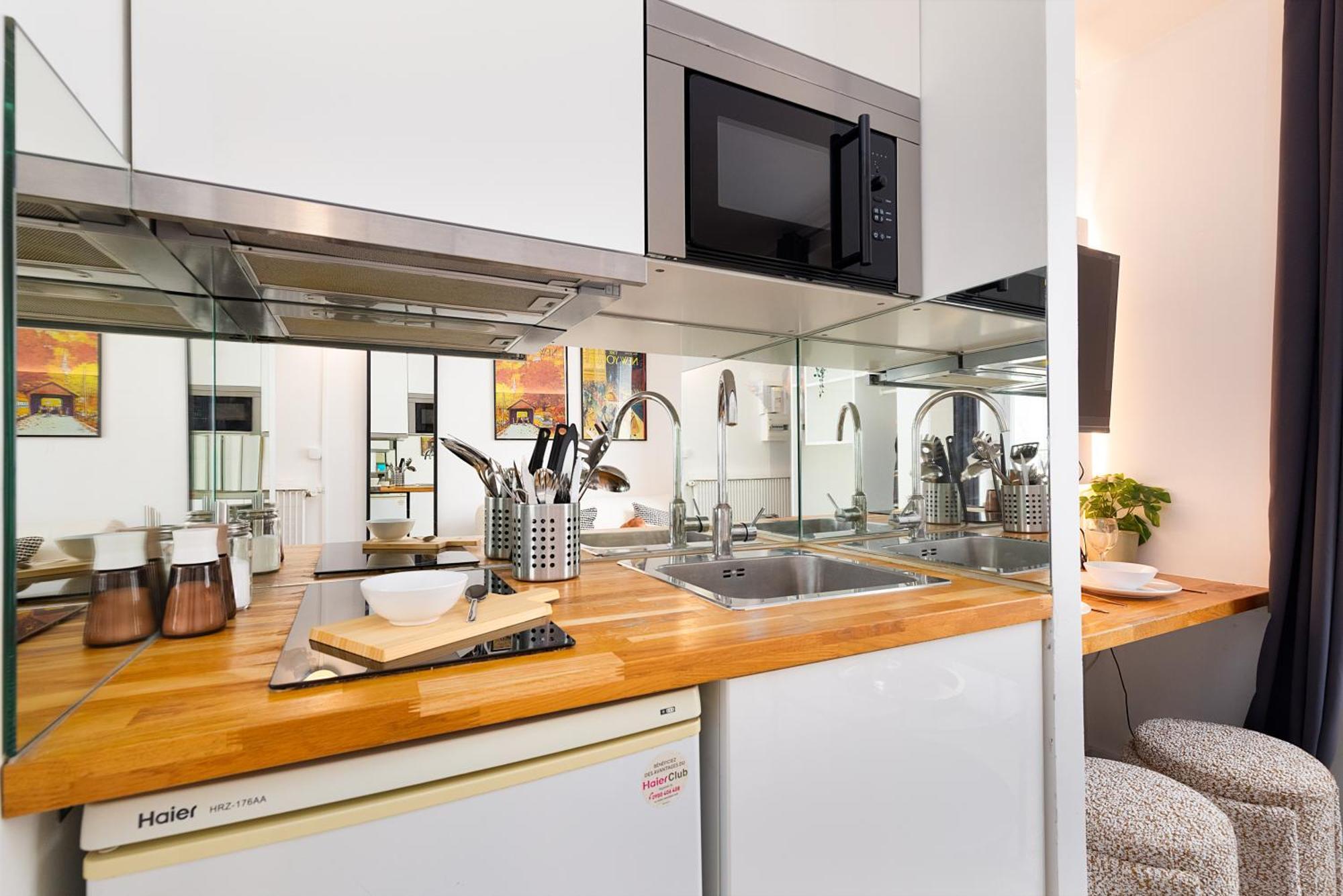 Apartment Cozy - Eiffel Tower - Sleeps 2p *