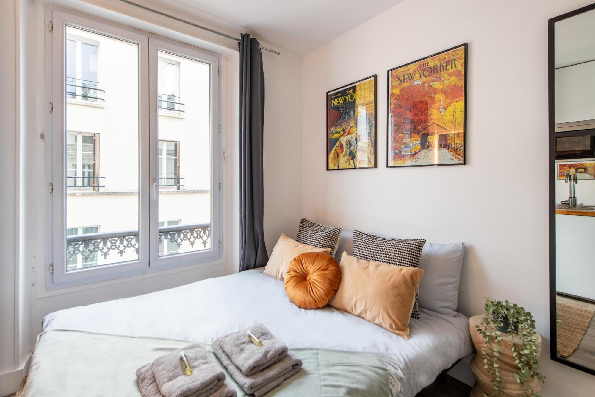 Apartment Cozy - Eiffel Tower - Sleeps 2p