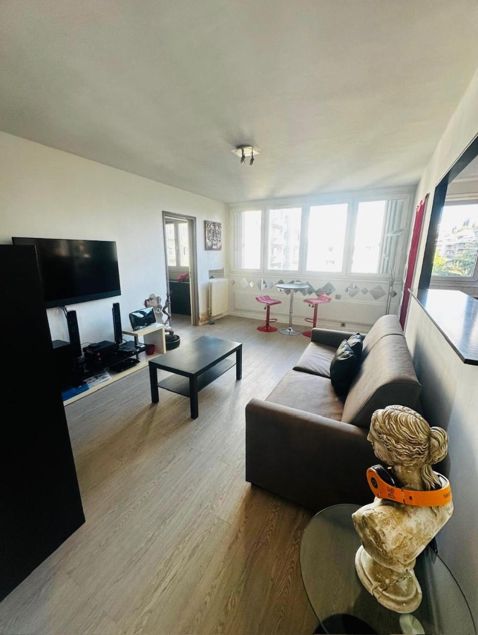Bel Centre Montparnasse Apartment