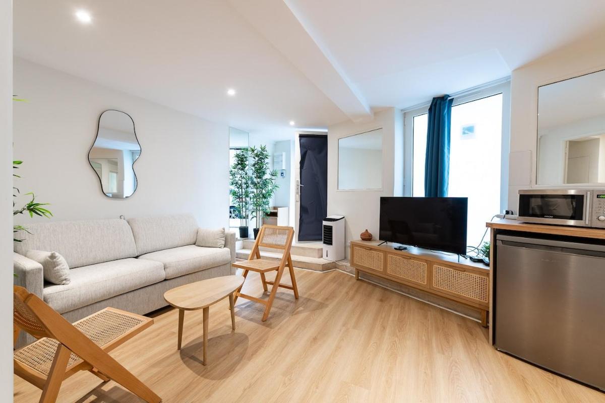 Apartment Avenue Breteuil Family - 11 Pers - Unique - Cosy