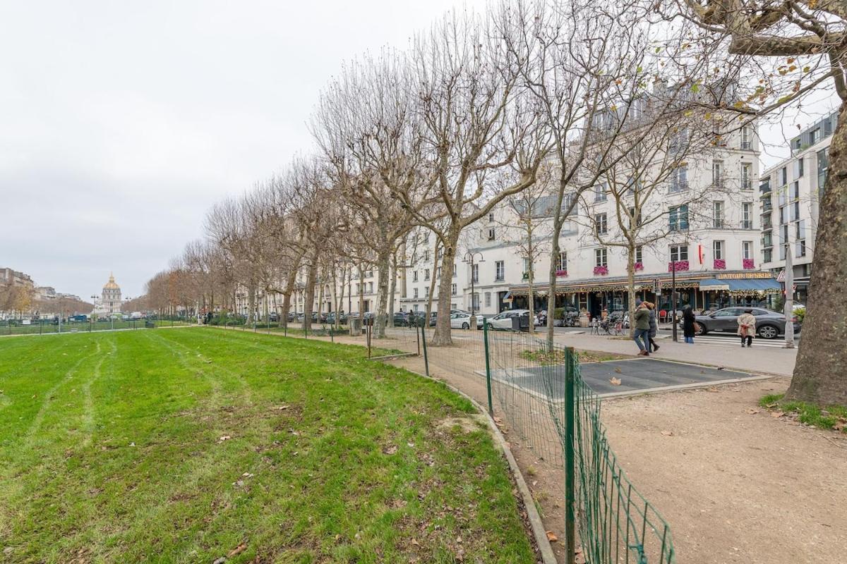 Apartment Avenue Breteuil Family - 11 Pers - Unique - Cosy Paris