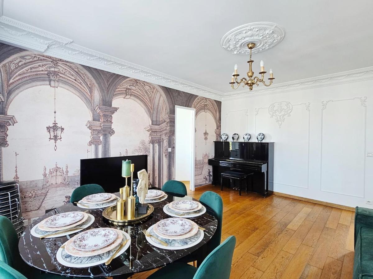 Grand Appt For 7p Center Apartment Paris