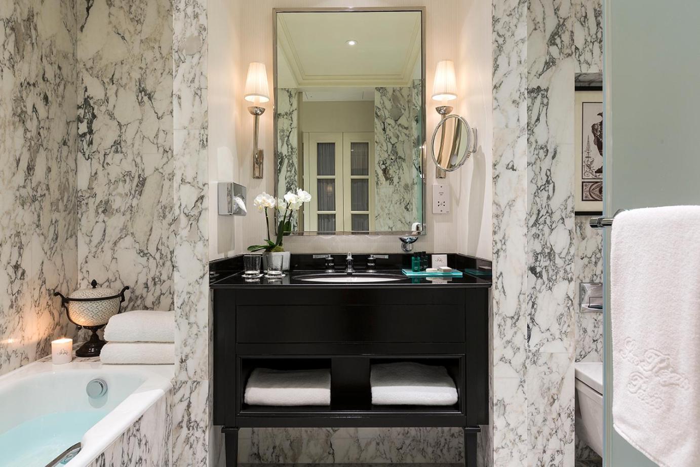 San Regis Paris