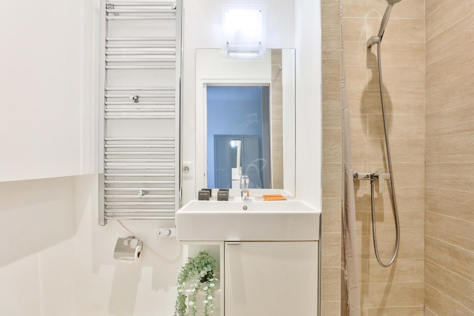 New & Design In The Heart Of Le Marais Appartement *