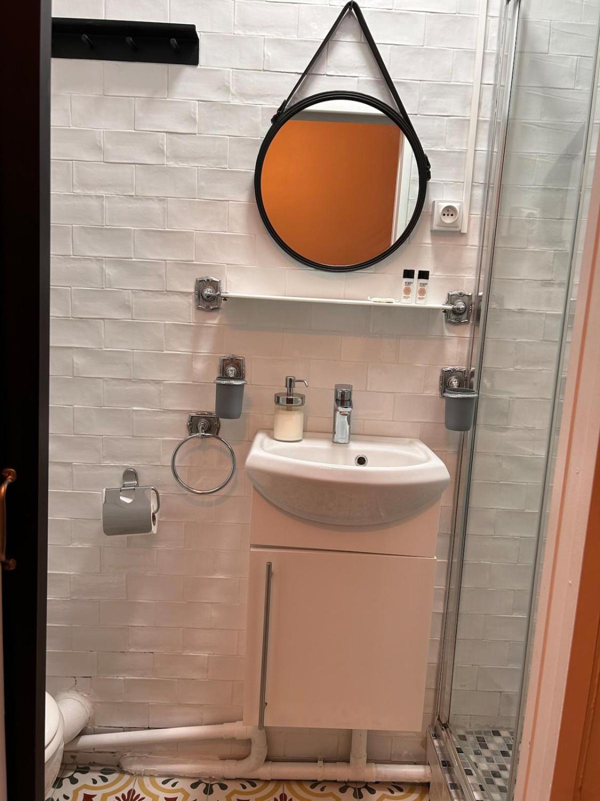 - Metro 7 Cadet - Quartier Faubourg-montmartre Appartement