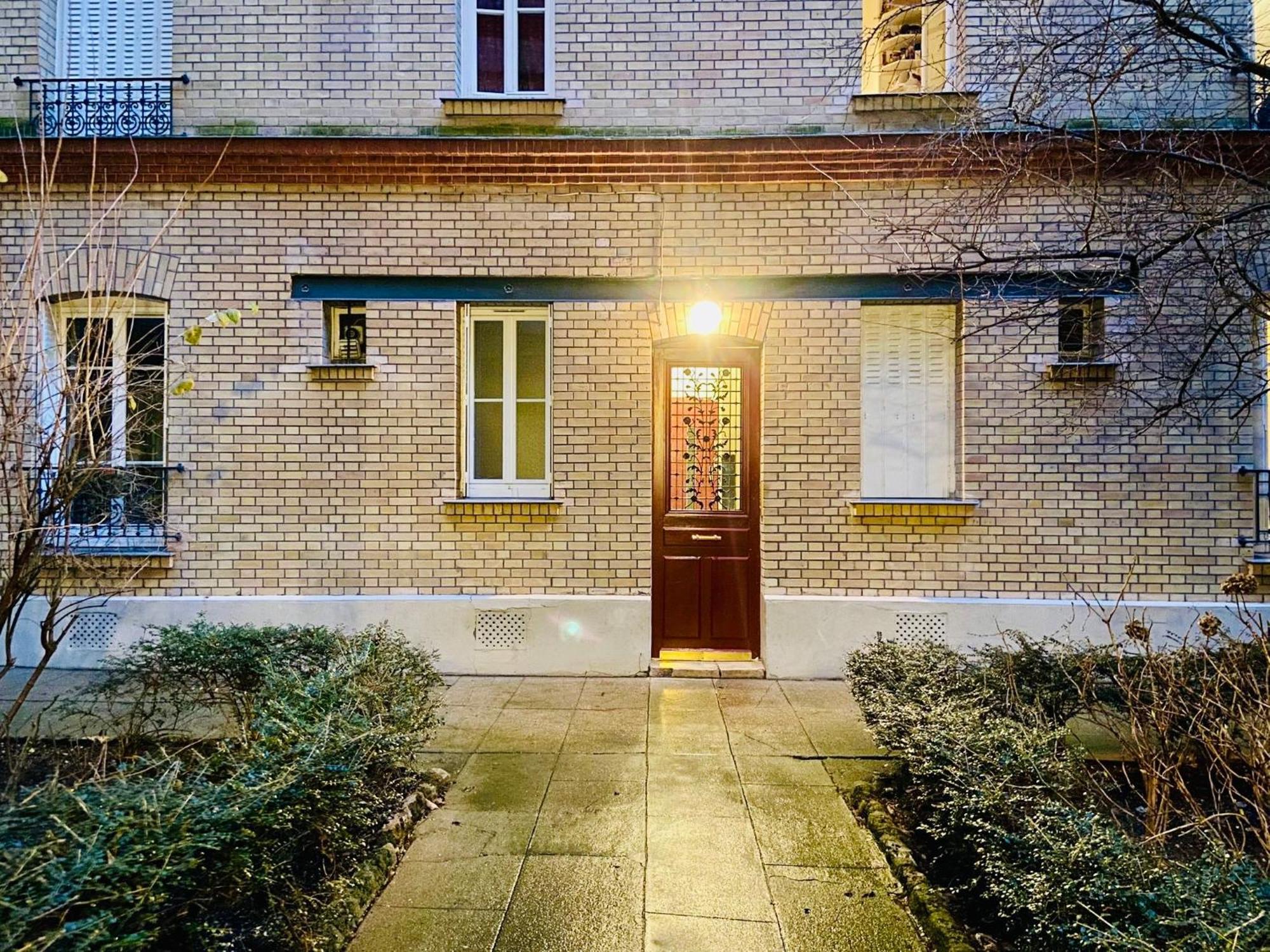 Cambronne Jardin Privatif * Paris
