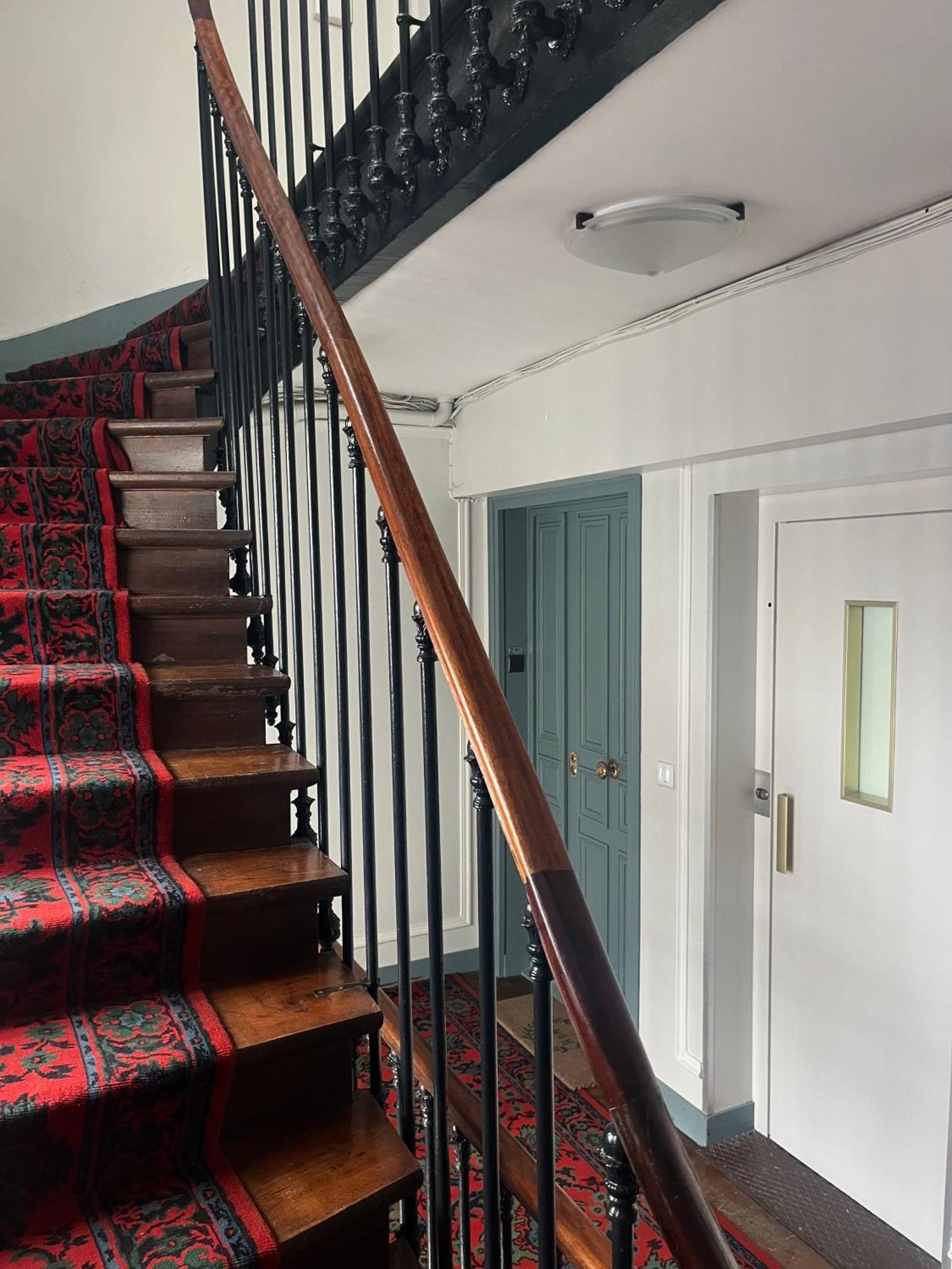 Apartment Au Coeur De Paris