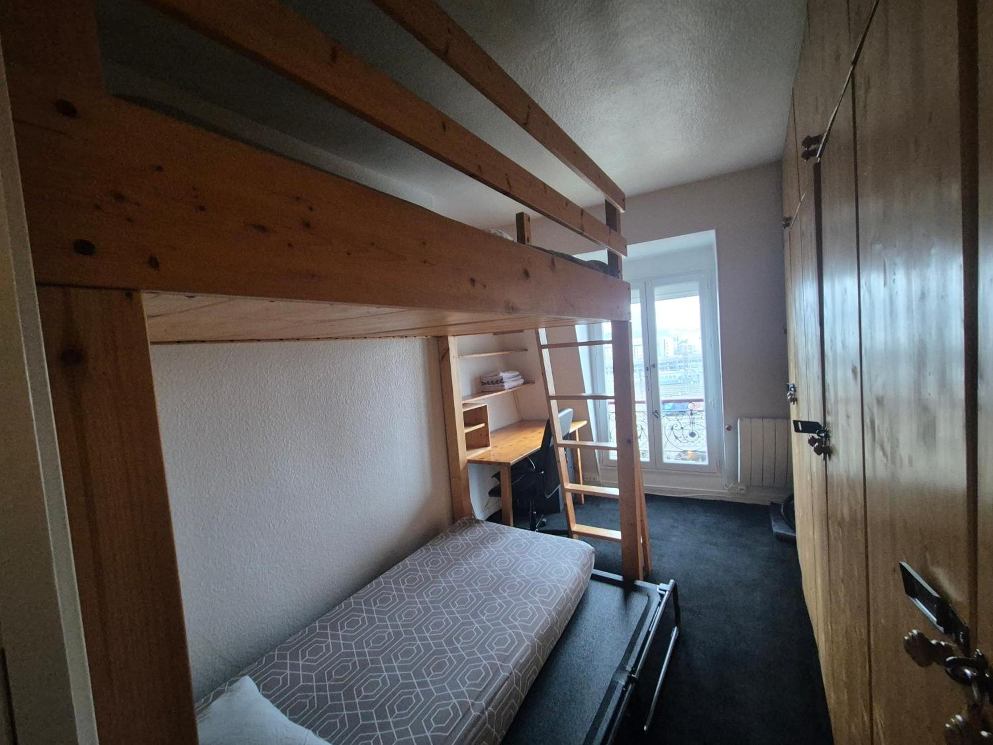 3 Pieces Gare De Lyon Bercy Arena 75012 Appartement *