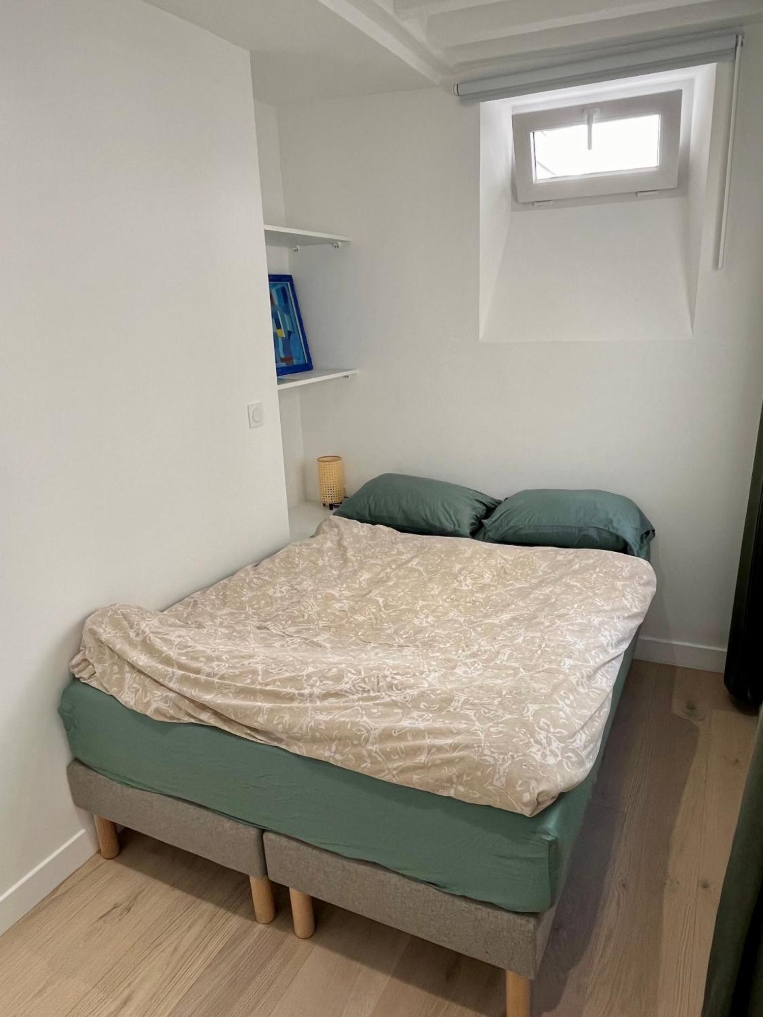 Lovely In Heart Of 10 Min Walk To Louvre Apartment *