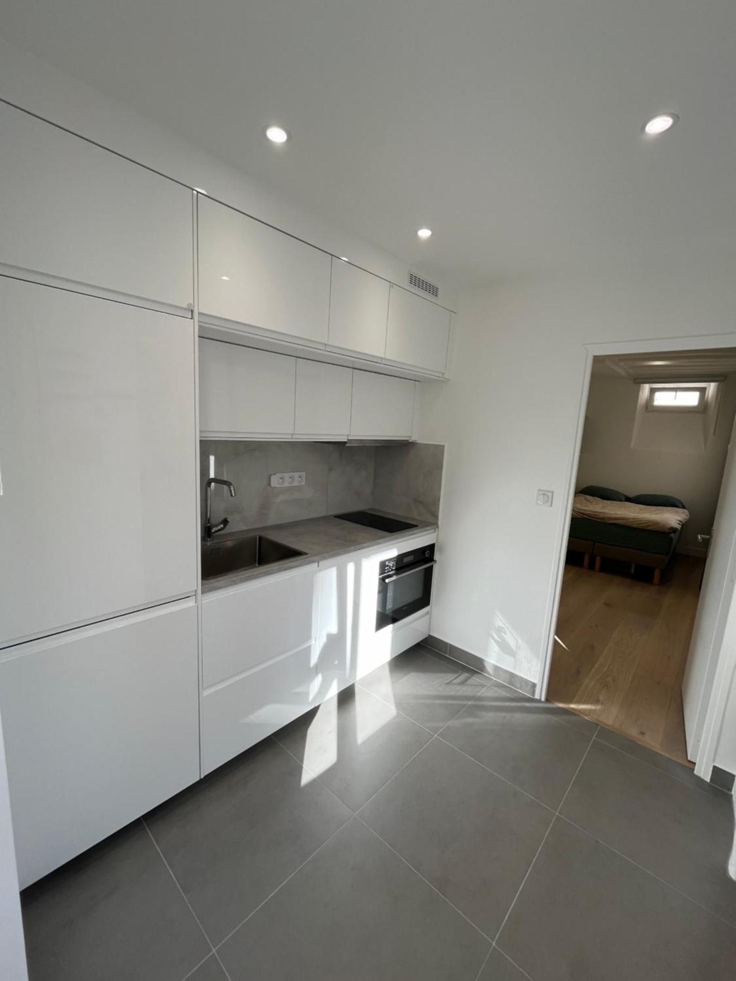 Lovely In Heart Of 10 Min Walk To Louvre Apartment Paris