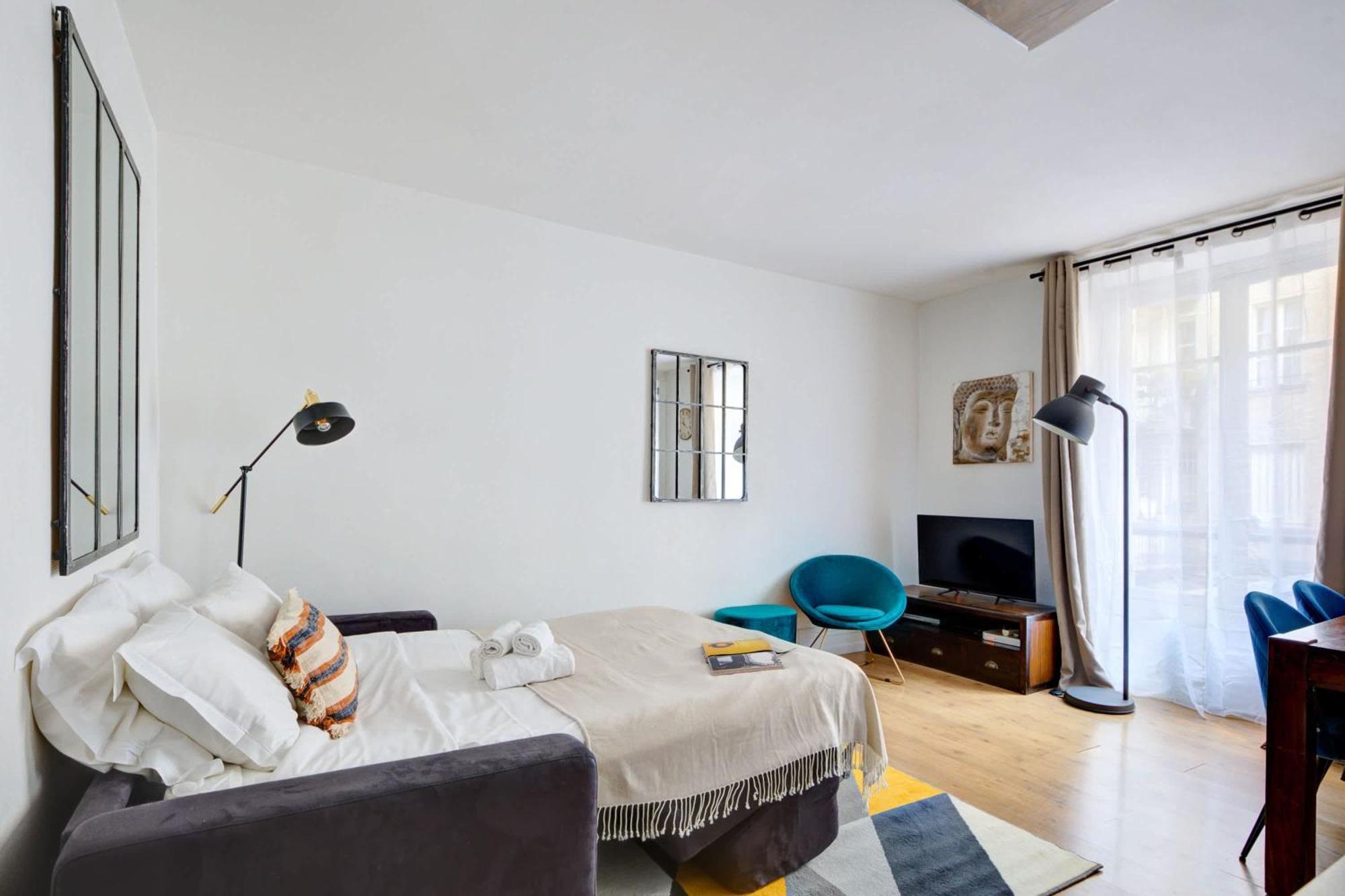 Bnbnova - Eiffel Tower & Champ De Mars Apartment *