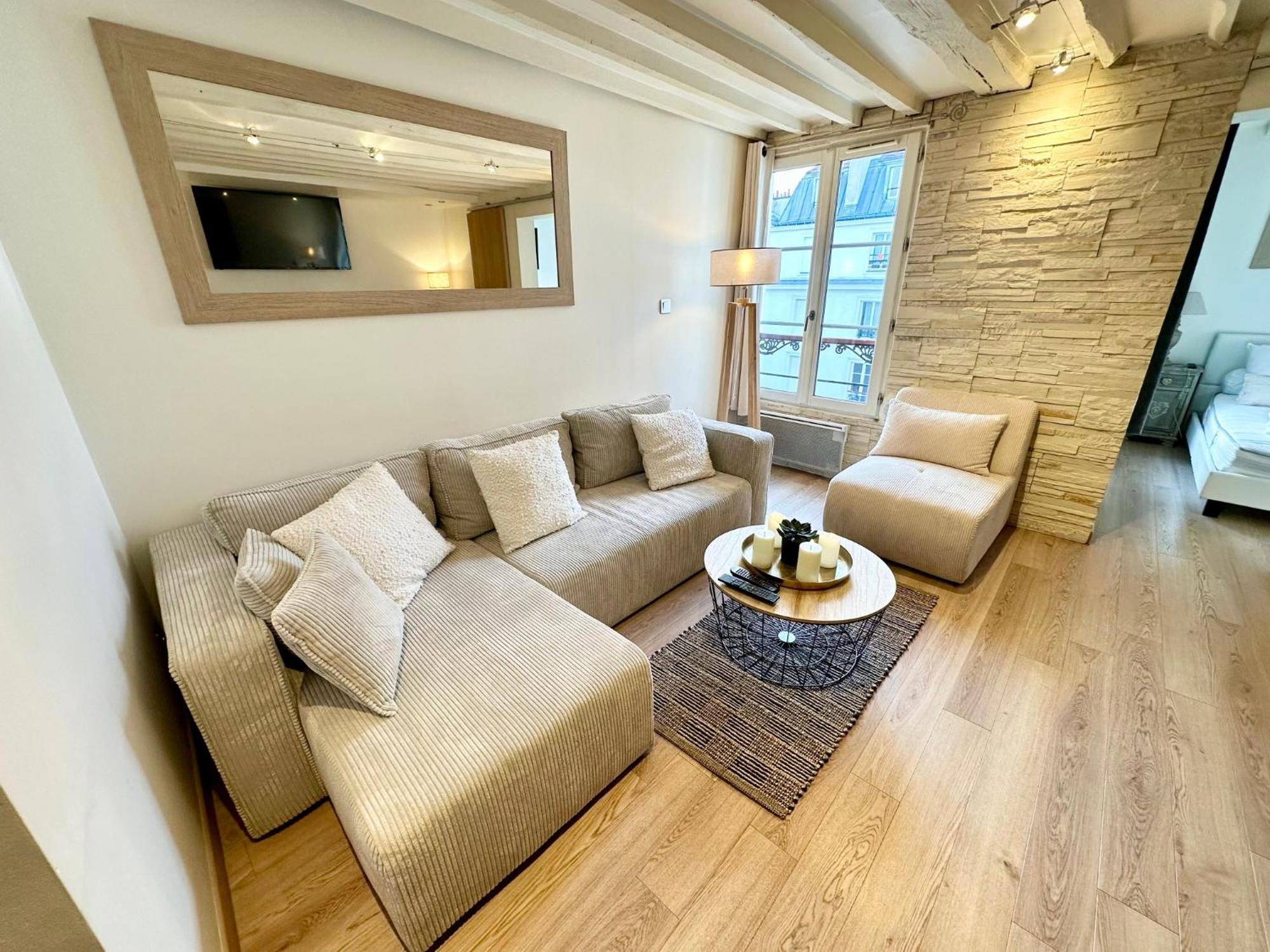 Magnifique 5 Pieces Apartment