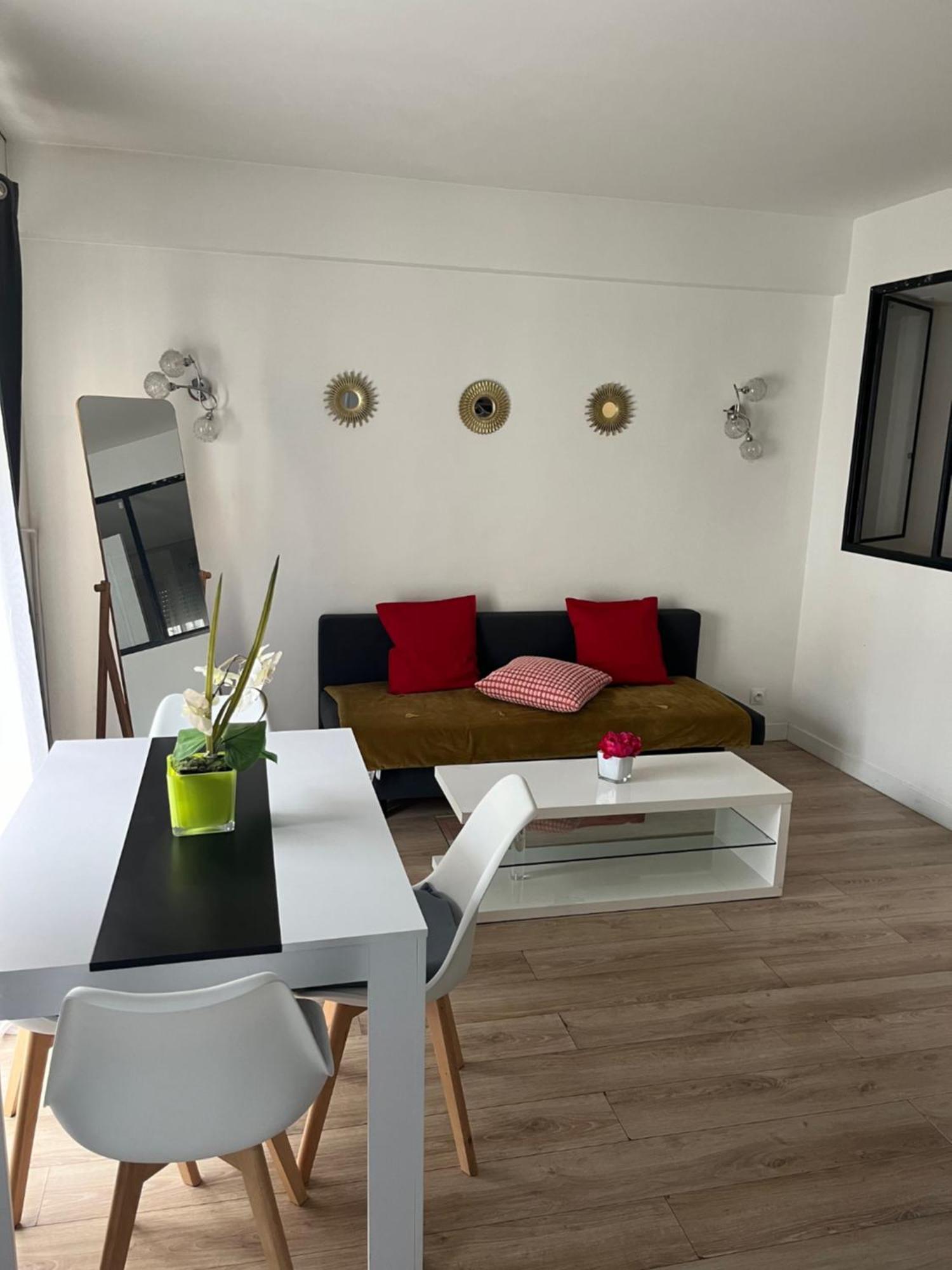 Proche Tour Eiffel Apartment