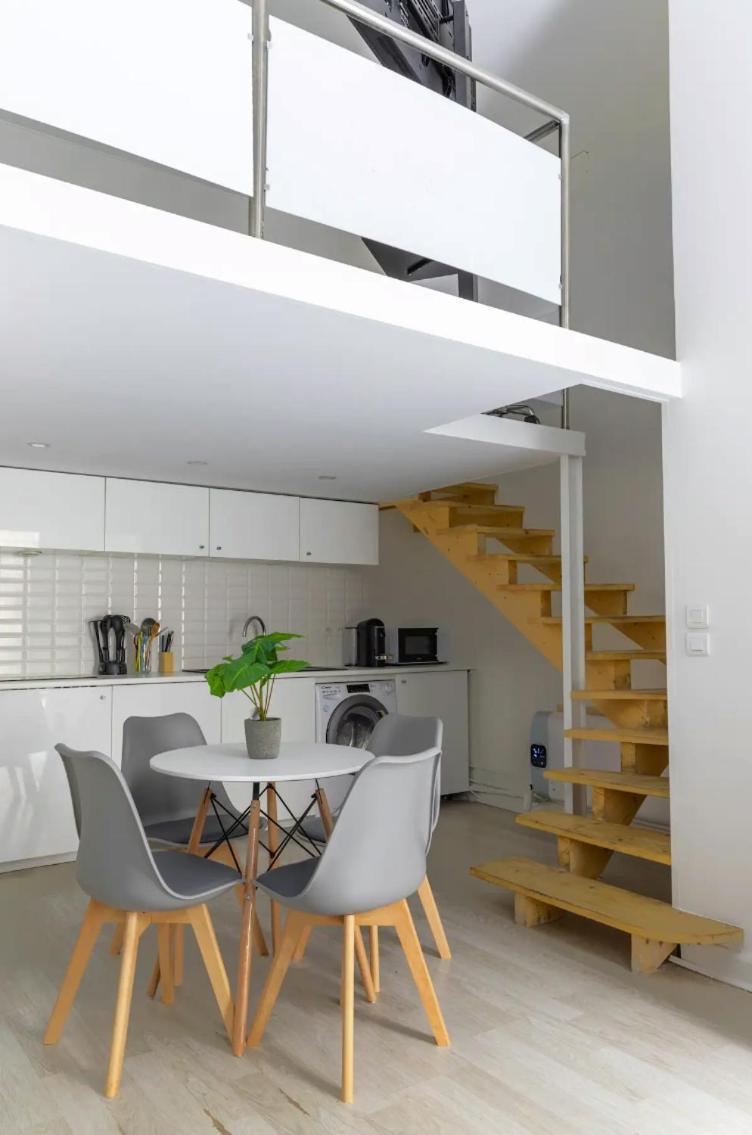 Hsh Kleber Arc De Triomphe Charming Duplex Apartment