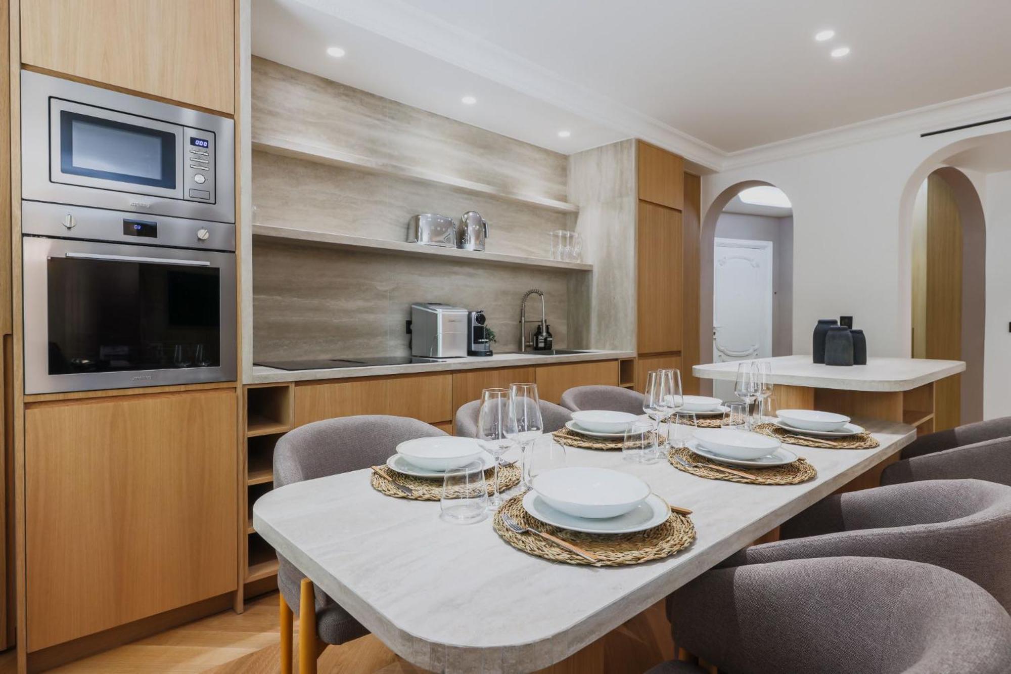 Exceptional Flat - 1bd 6p- Arc De Triomphe * Paris