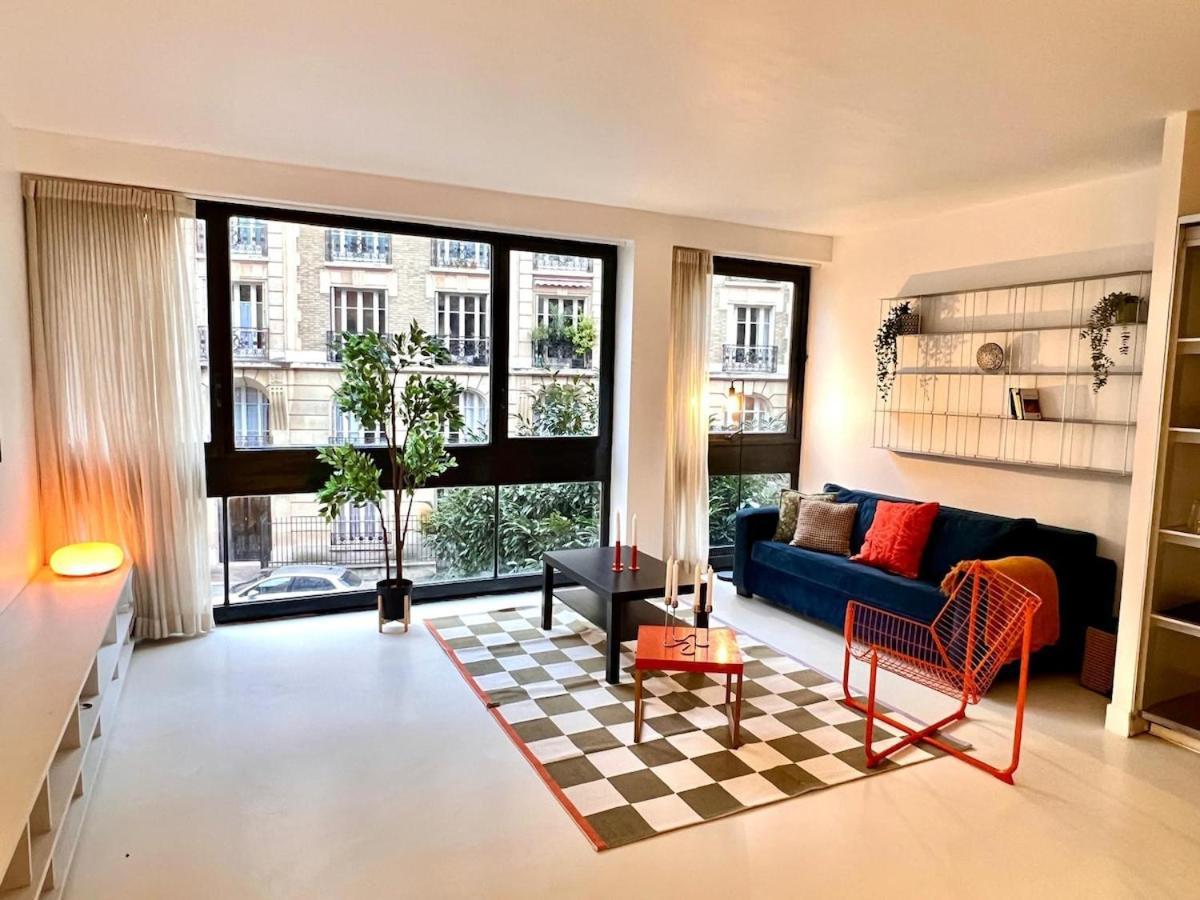 Spacious Luxembourg 6 People Apartment Paris