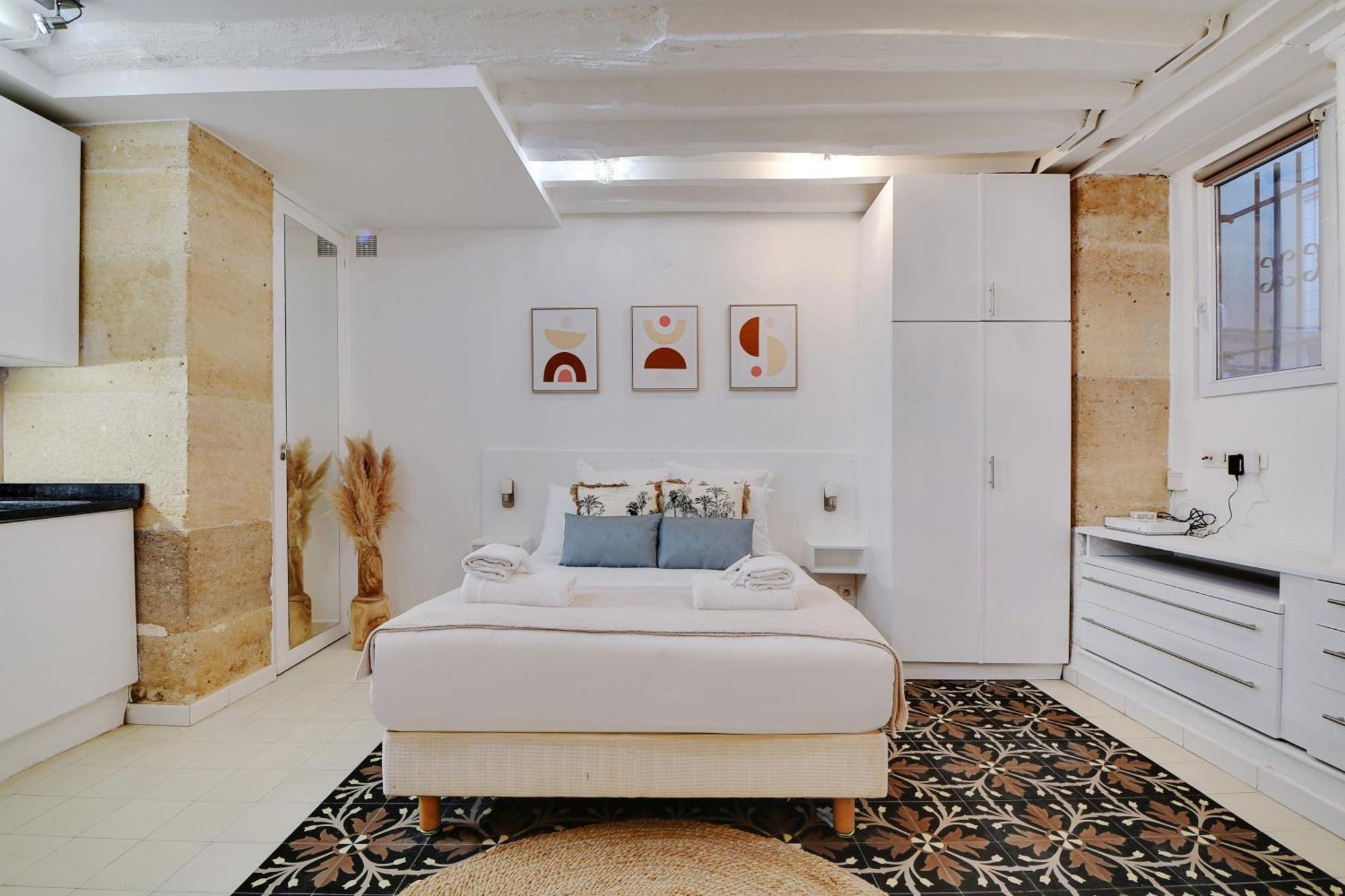 Pick A Flat's In Bastille - Rue Amelot Apartment *