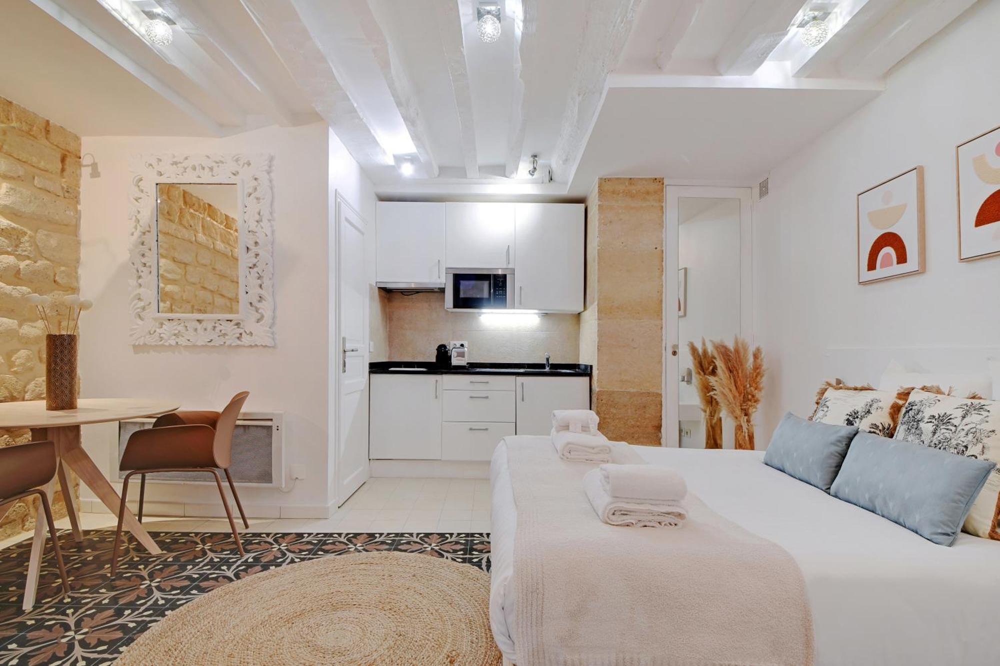 Pick A Flat's In Bastille - Rue Amelot Apartment *