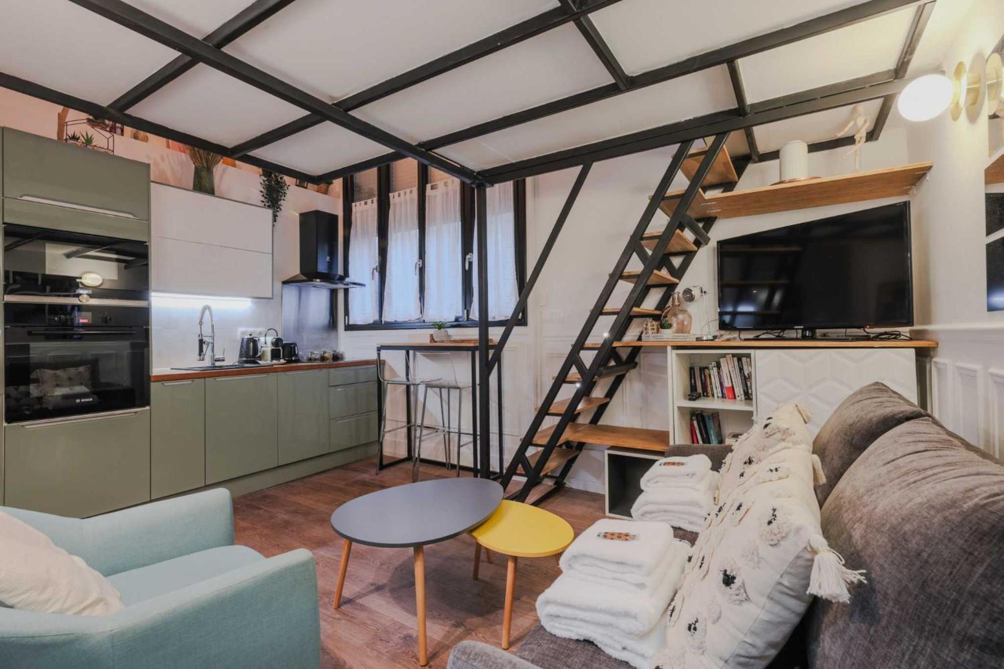 Apartment Comfortable Duplex In The Heart Of