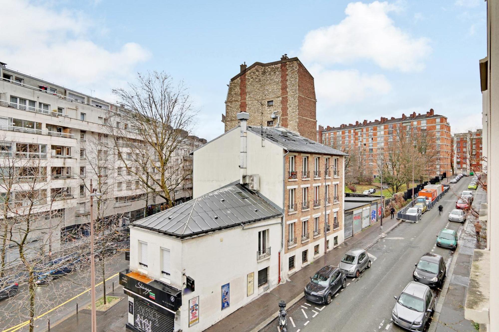 Appartement Lovely In *